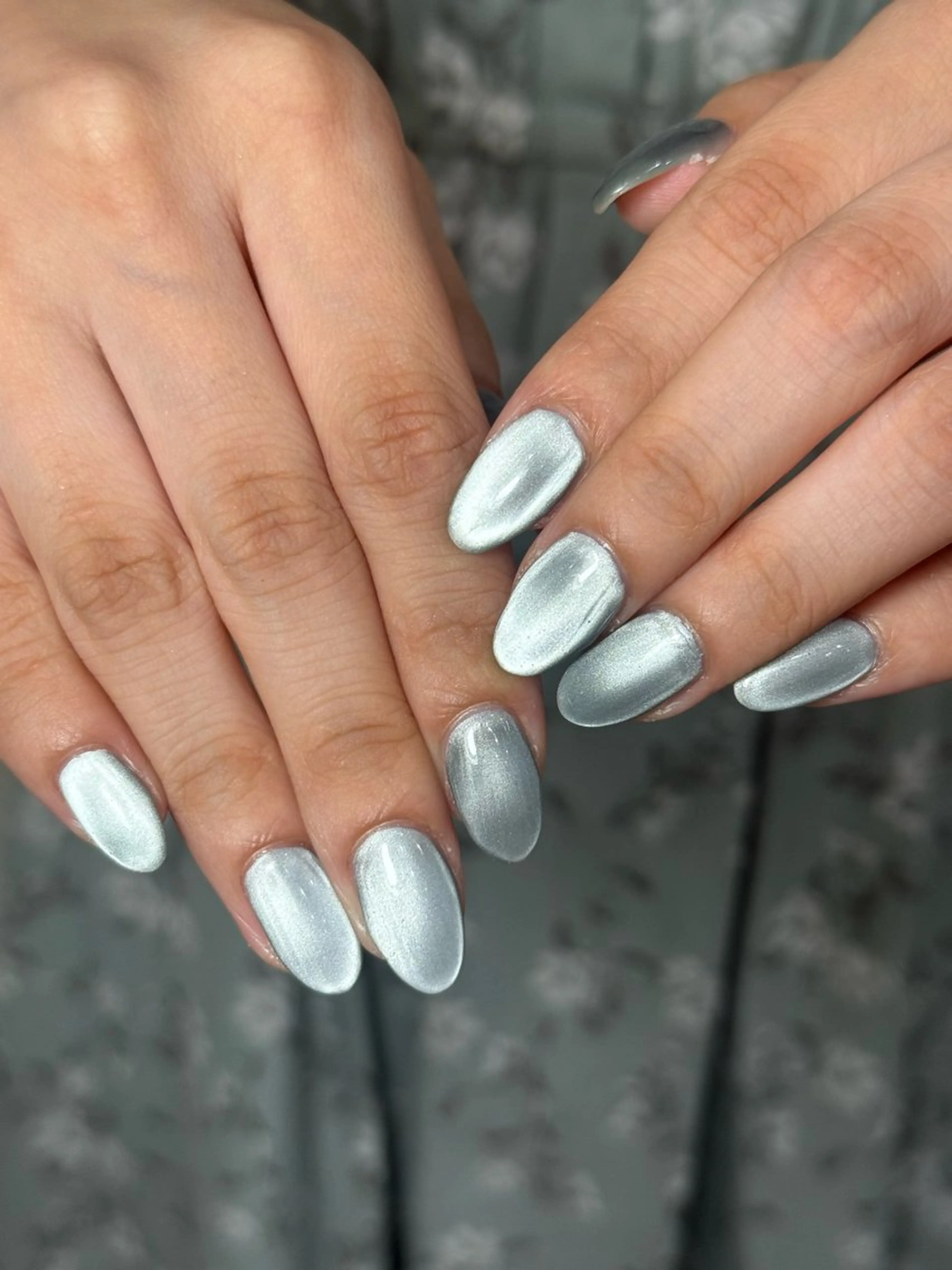 ネイル neouv所属・NEOUV_ mikuのネイルデザイン