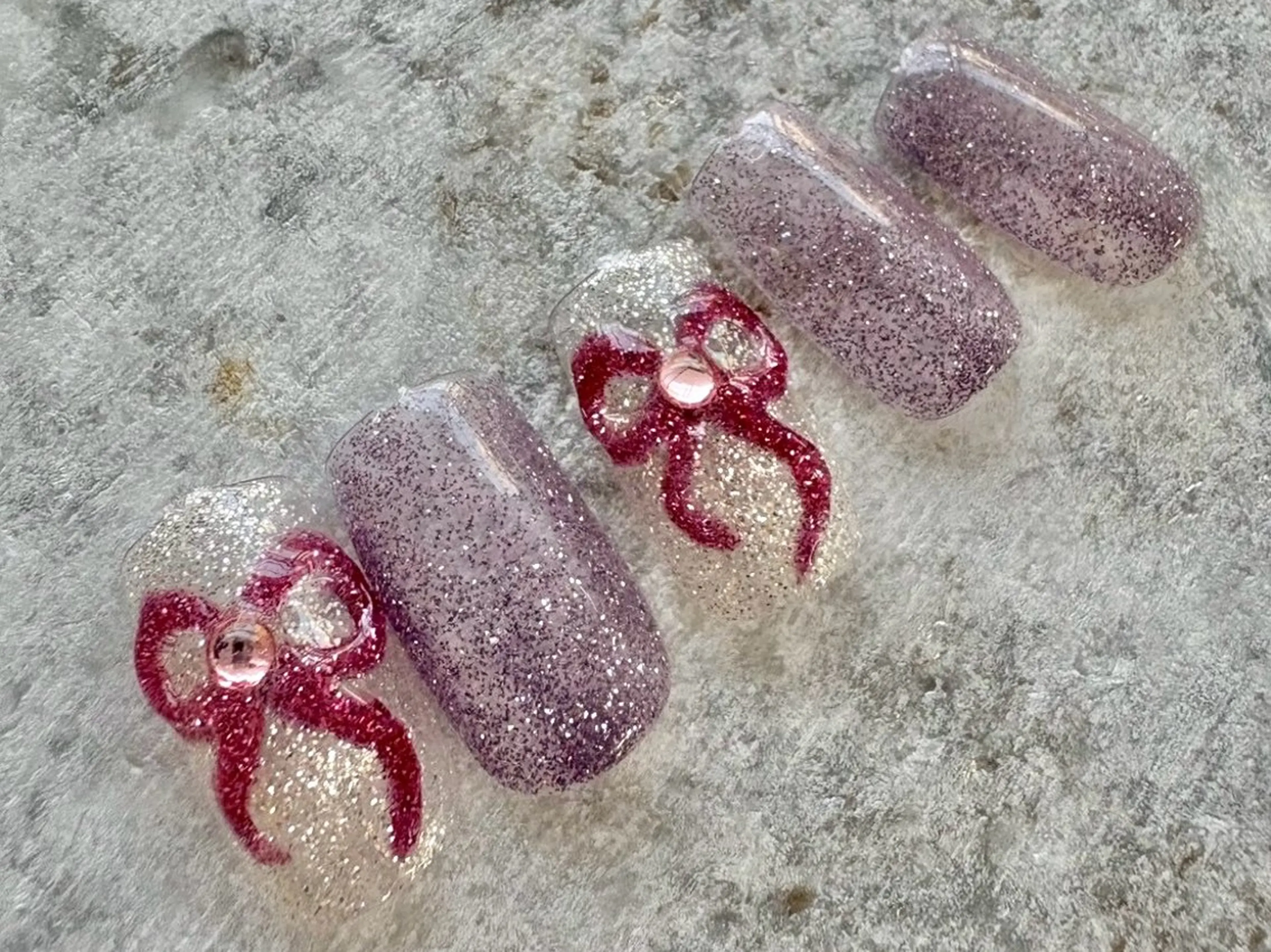 ネイル 黒須莉奈 IRYのネイルデザイン