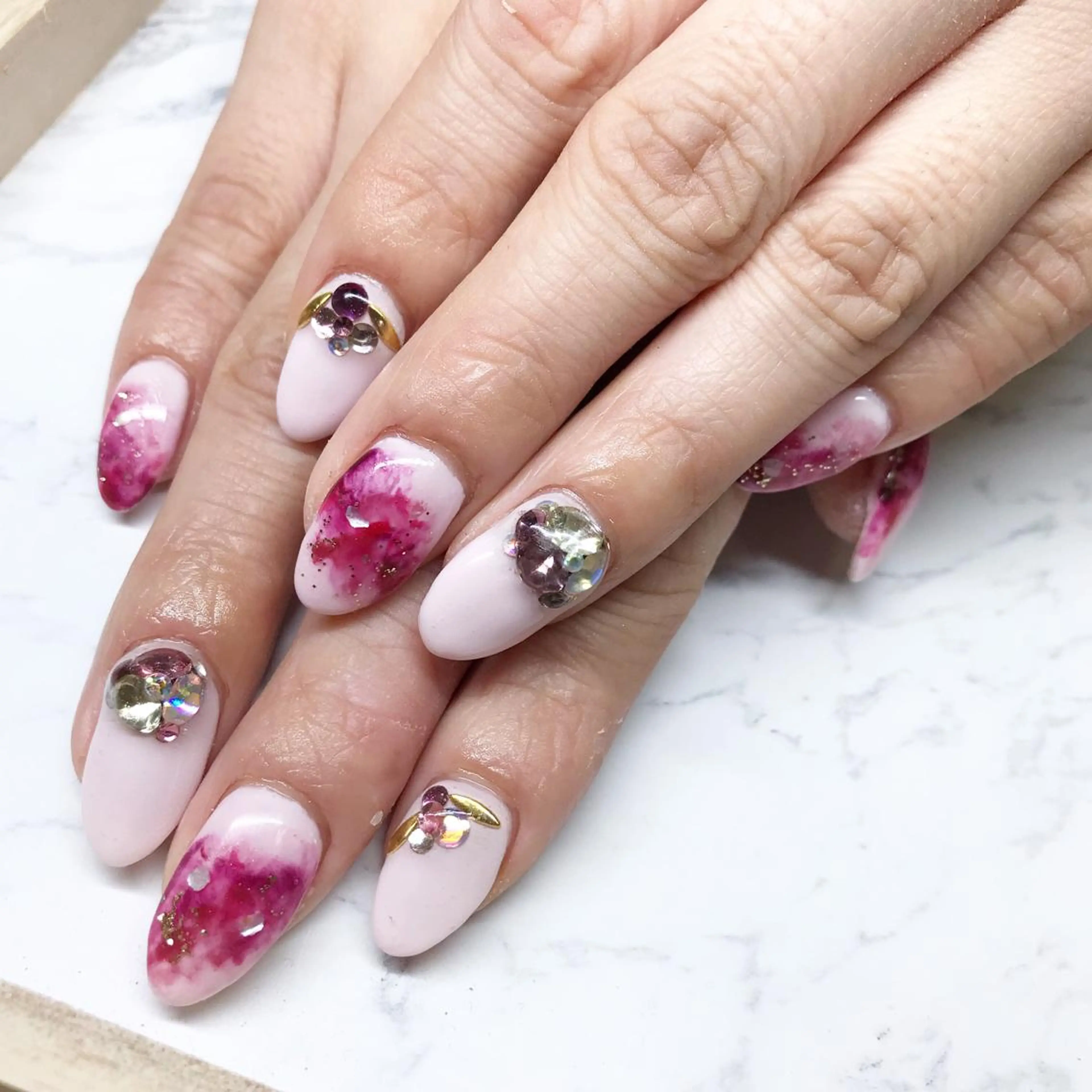 ネイル ネイリスト yuiのネイルデザイン