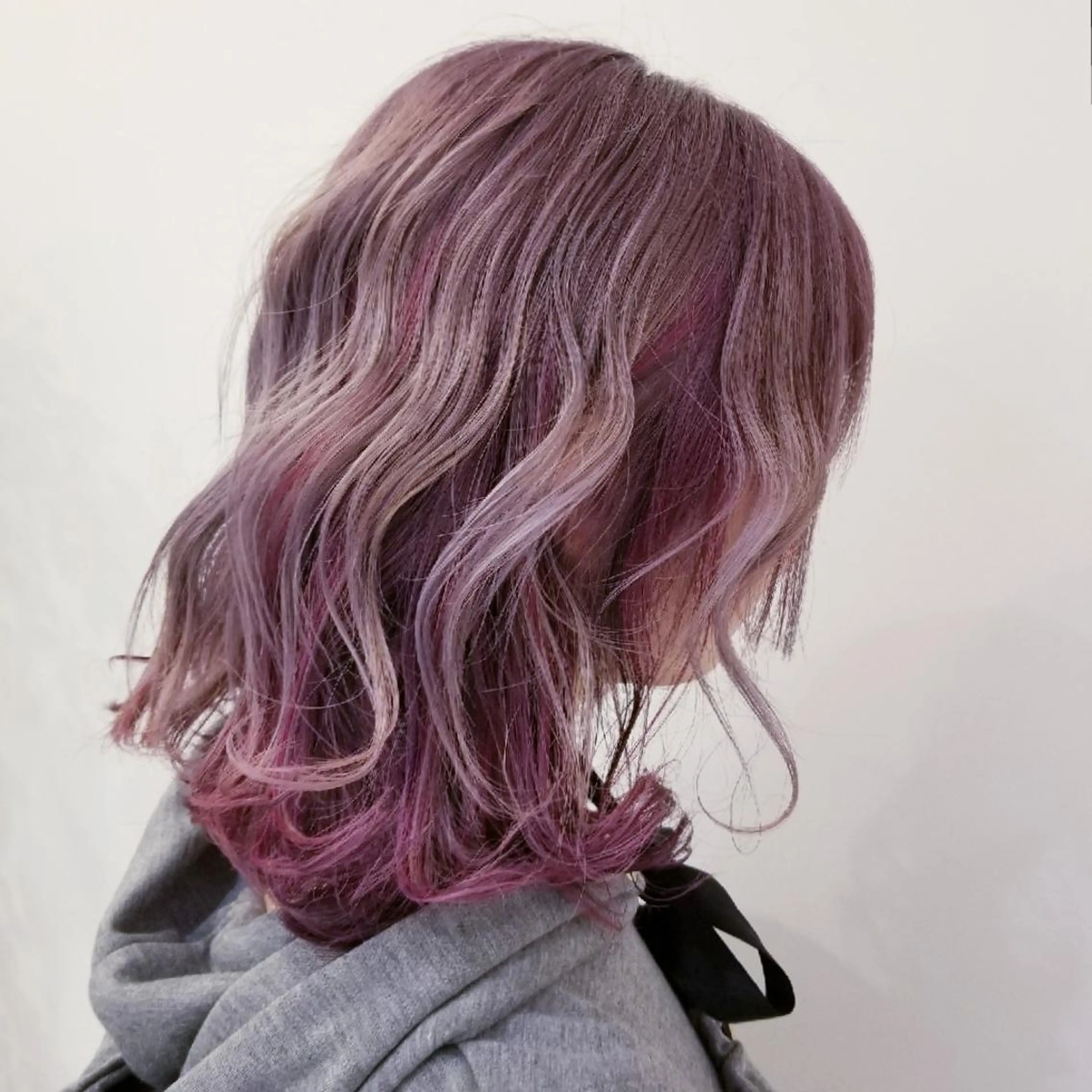 ミディアム カラー シールエクステ♦️ レイヤー♦️福田晃大のヘアスタイル