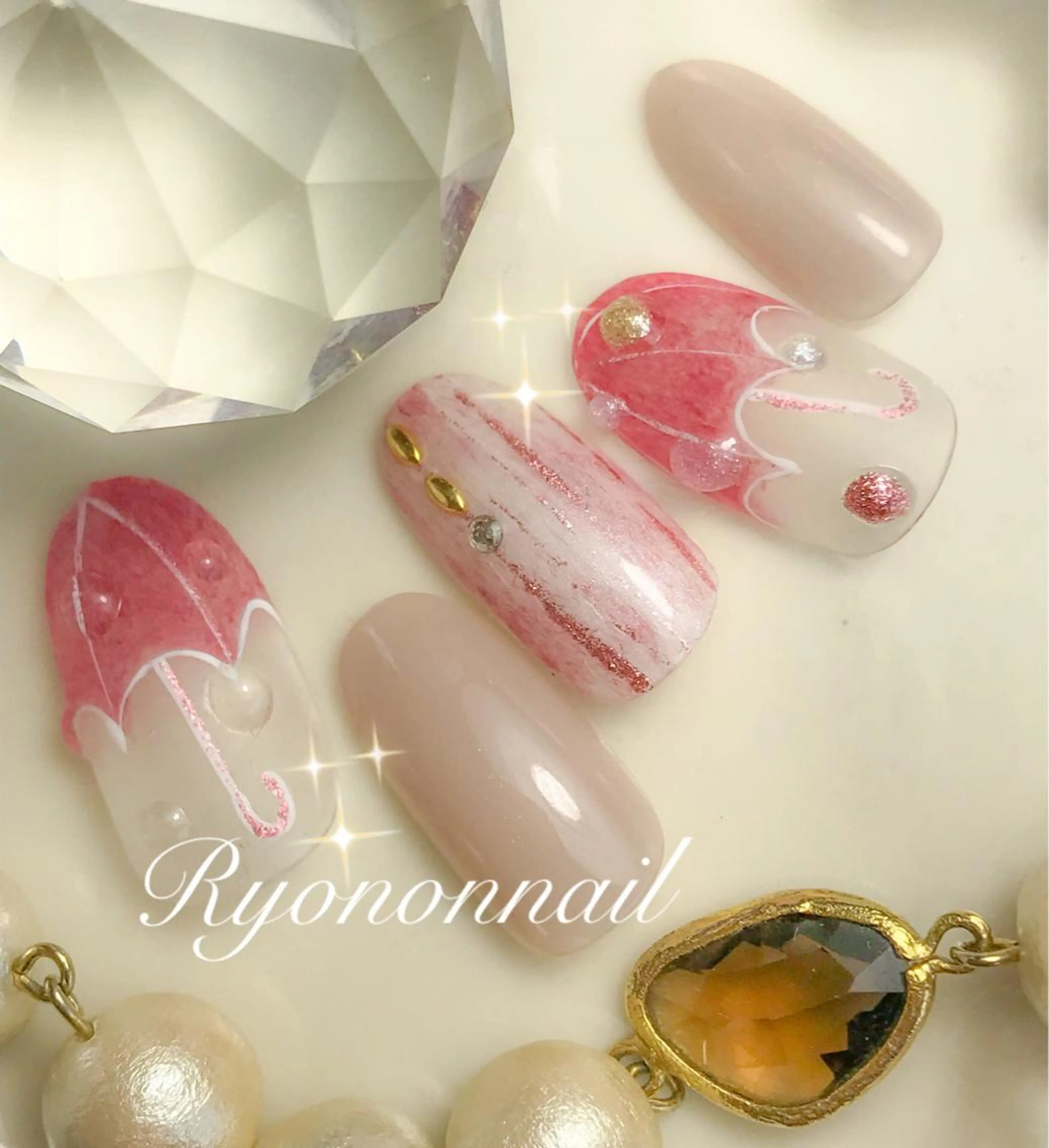 ネイル Ryononnail(リョノンネイル)所属・Ryononnail 上谷典子のネイルデザイン
