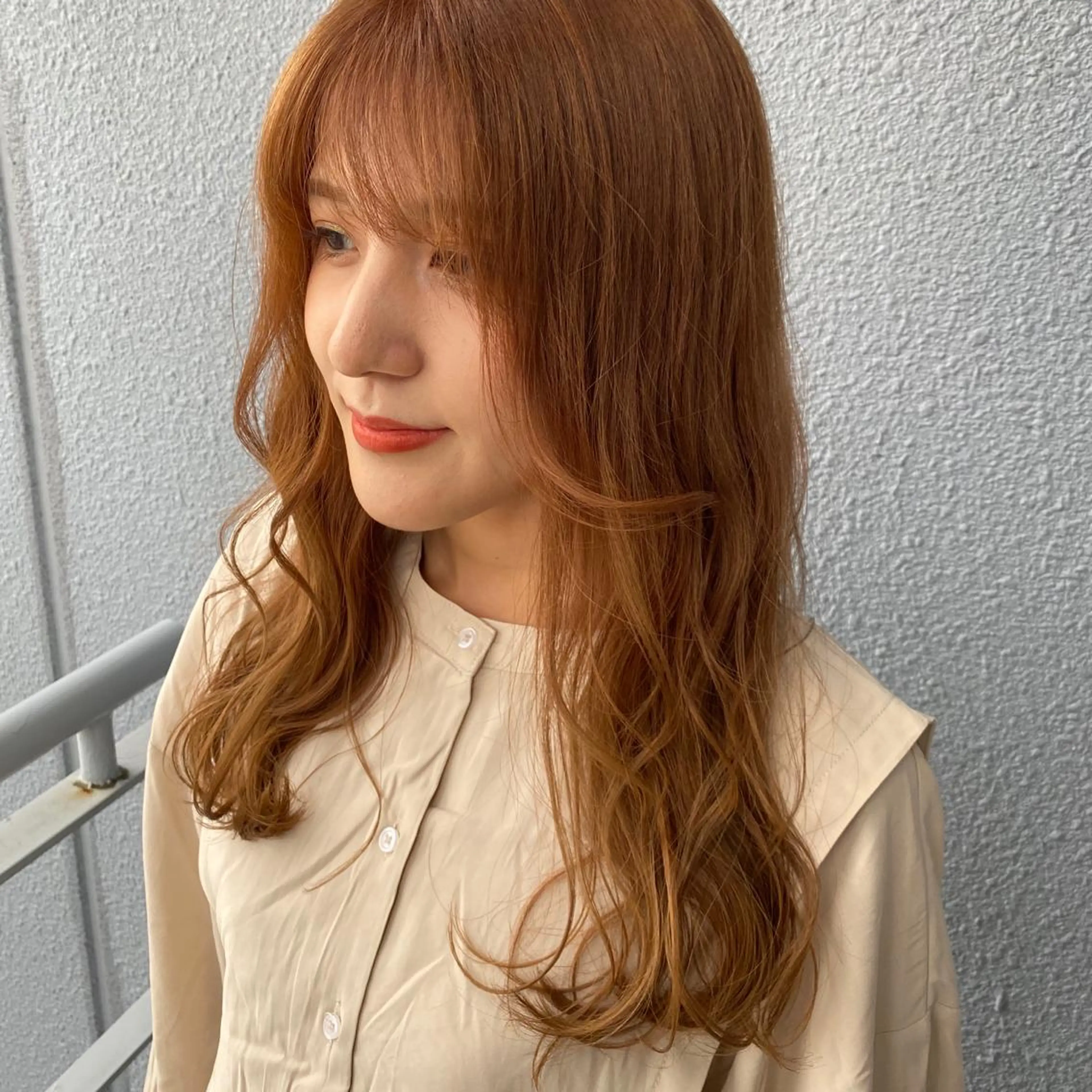 ロング ヘアカラー 伊藤 かなのヘアスタイル
