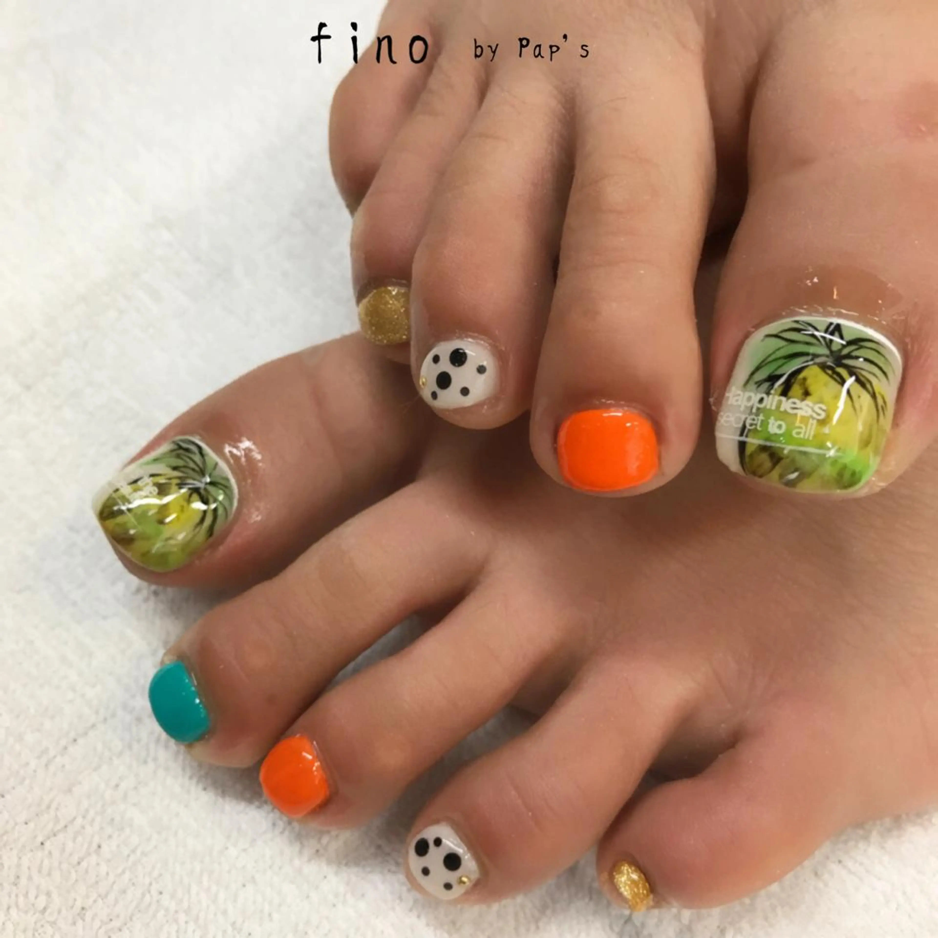 ネイル fino by Pap's所属・西畠 真由美のネイルデザイン