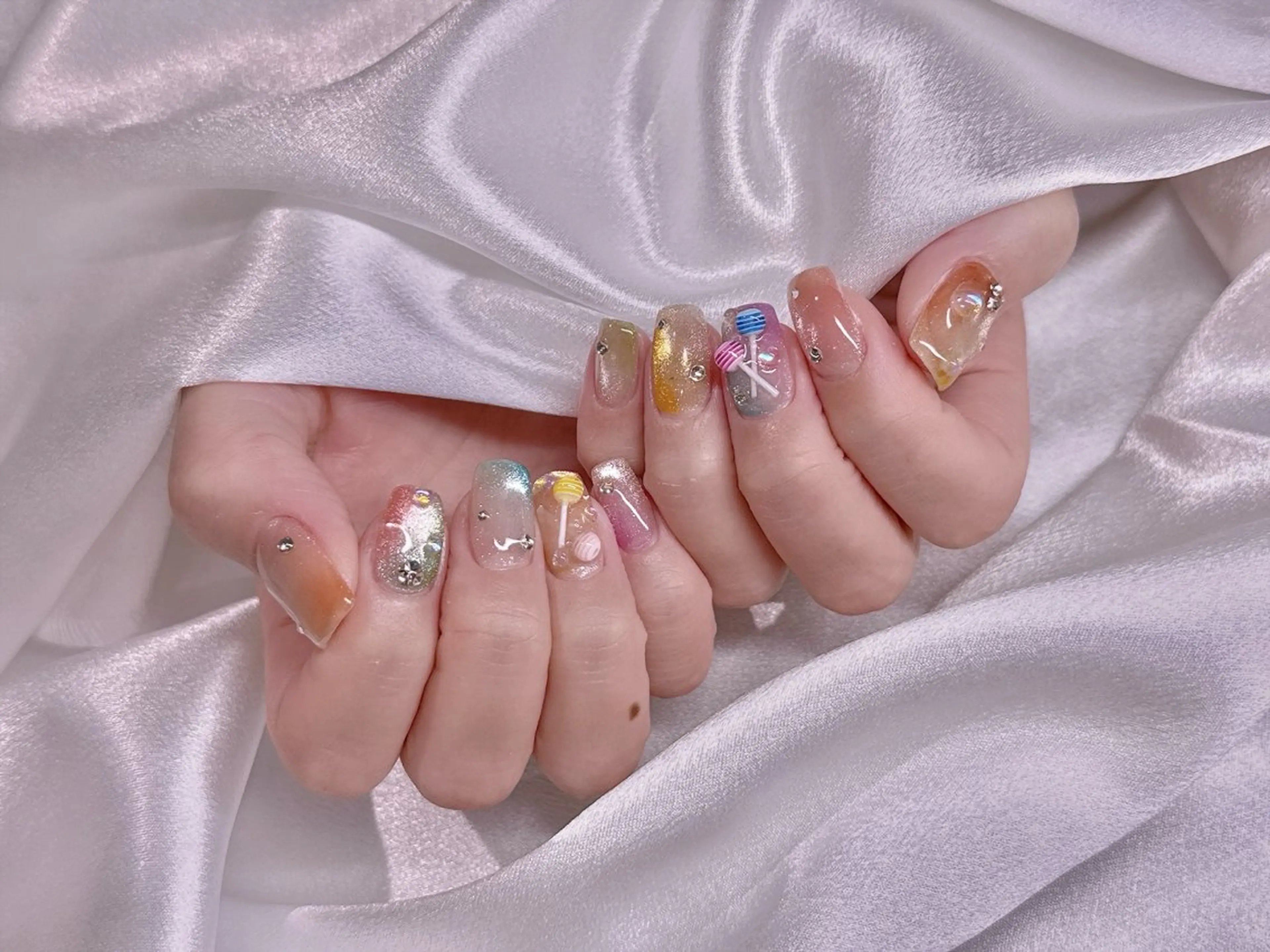 ネイル ハンドネイル 長さだし専門店 M2　rikaのネイルデザイン