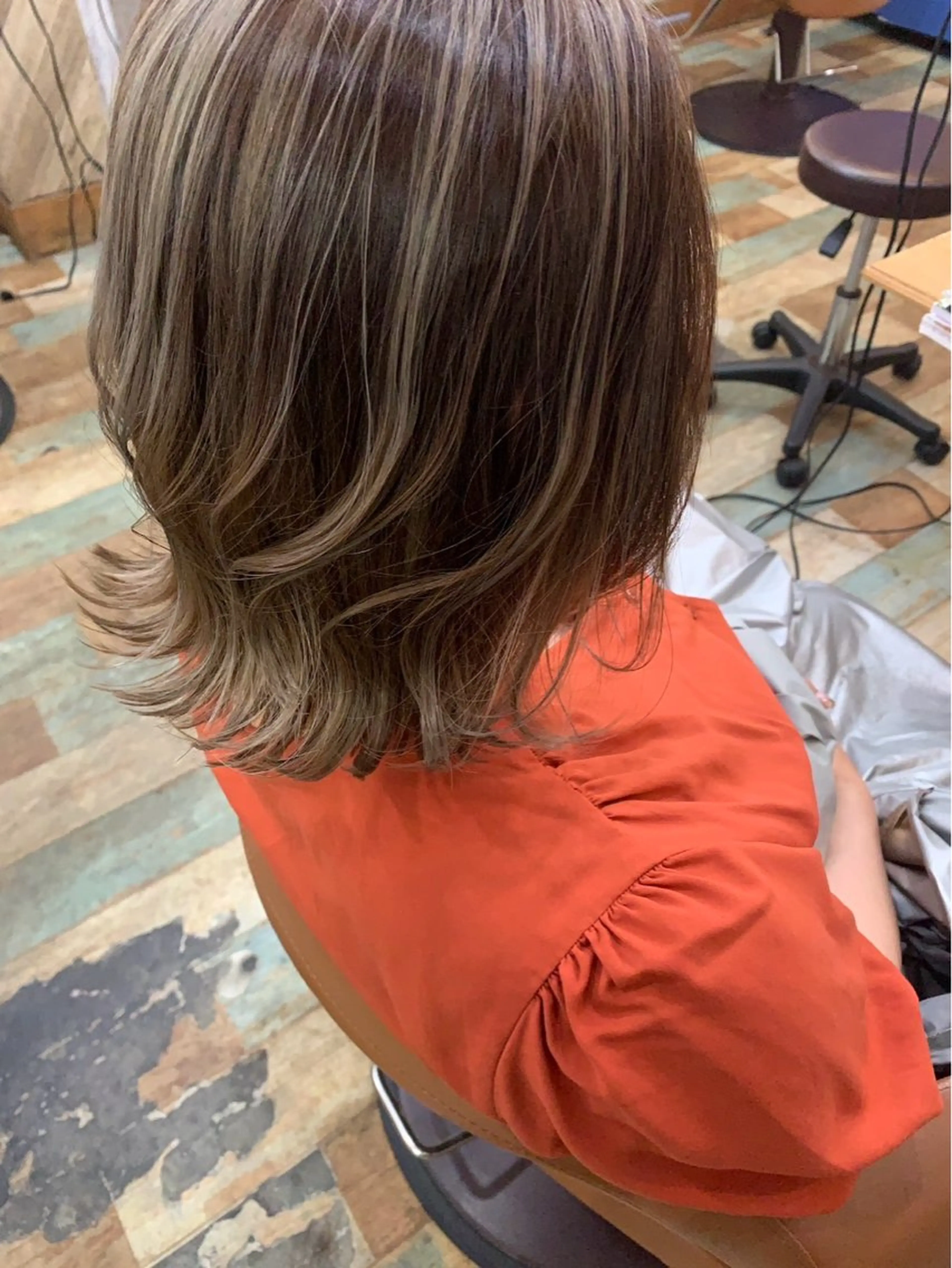 ミディアム カラー Hair's RooMのヘアスタイル