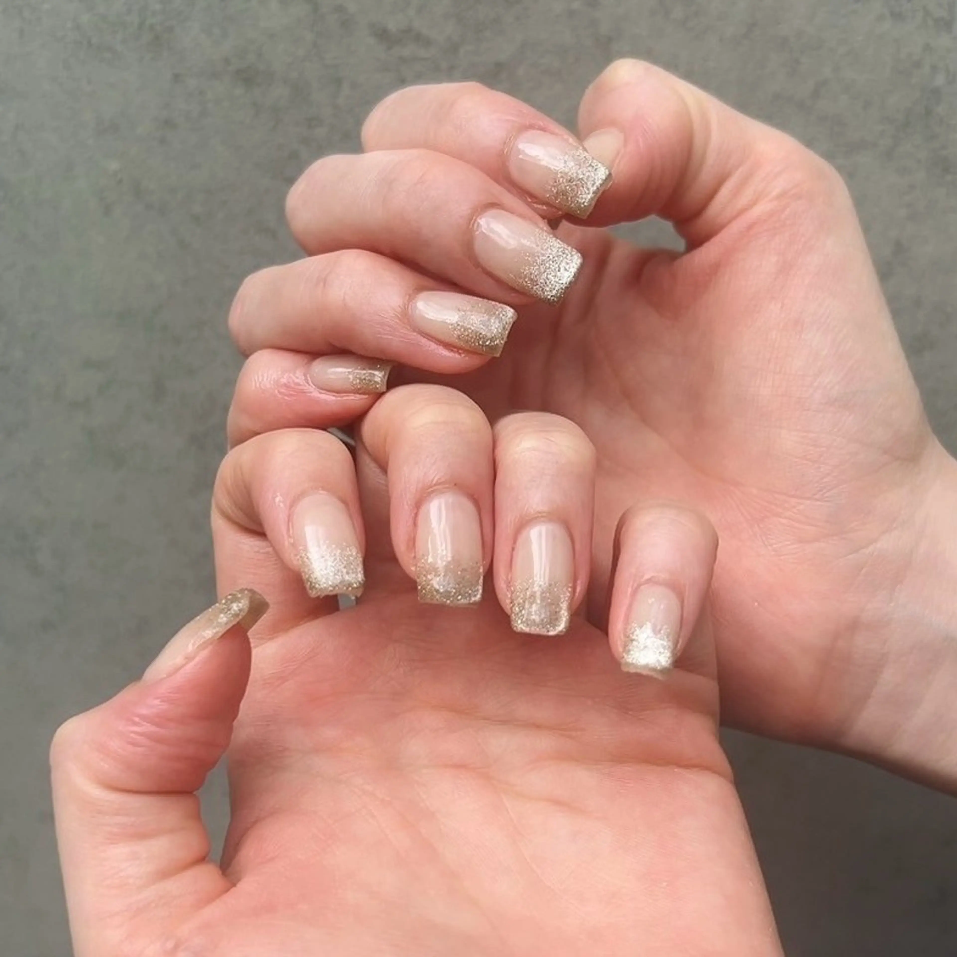 ネイル unwind ┊︎春ネイル🍑のネイルデザイン