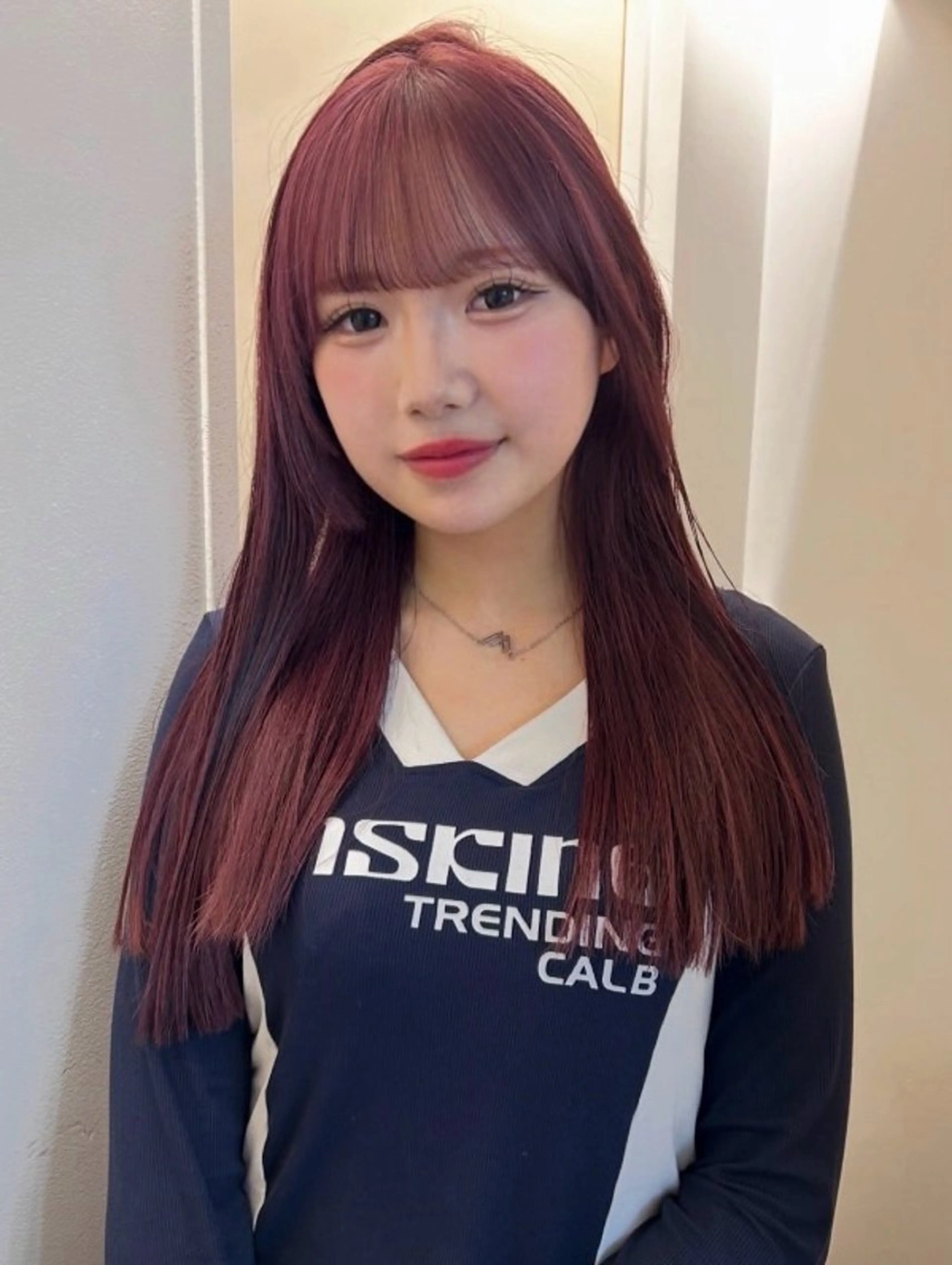 セミロング カラー ヘアカラー トリートメント 🌟暖色系ハイトーン 🌟AIのヘアスタイル