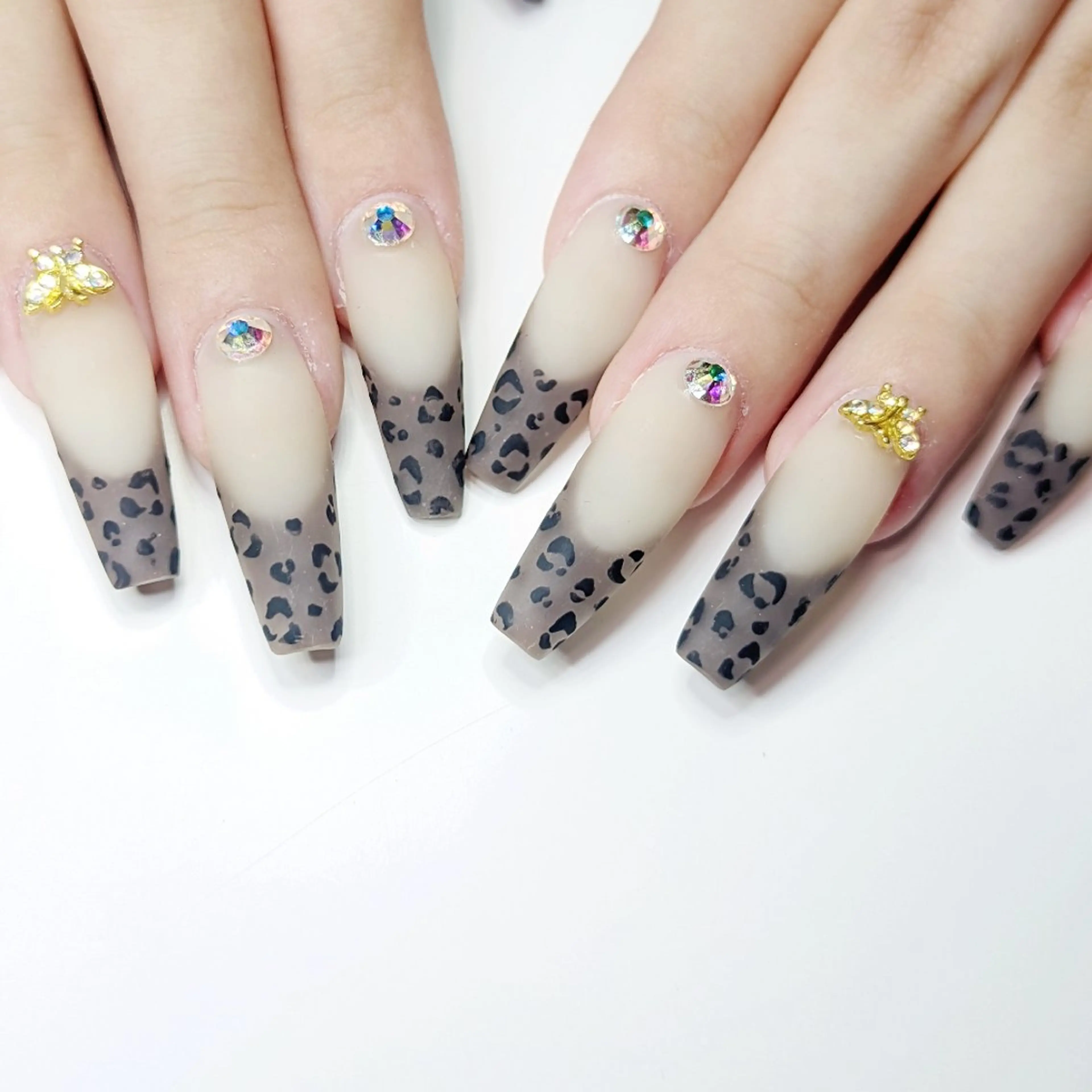 ネイル ハンドネイル クロキ 。のネイルデザイン