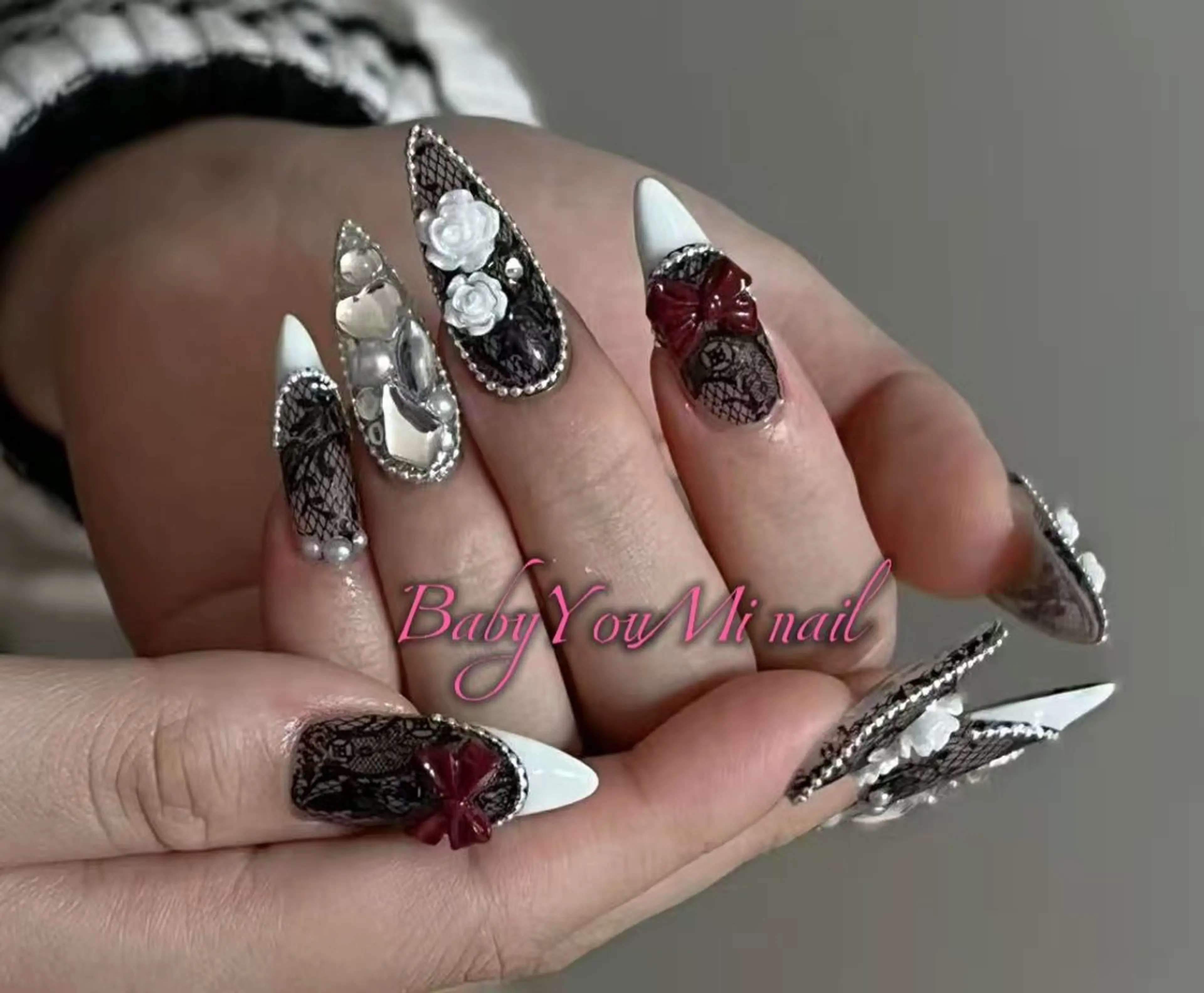 ネイル オーロラネイル フラワーネイル フットネイル フレンチネイル ジェルネイル ハンドネイル BabyYouMi ねねのネイルデザイン