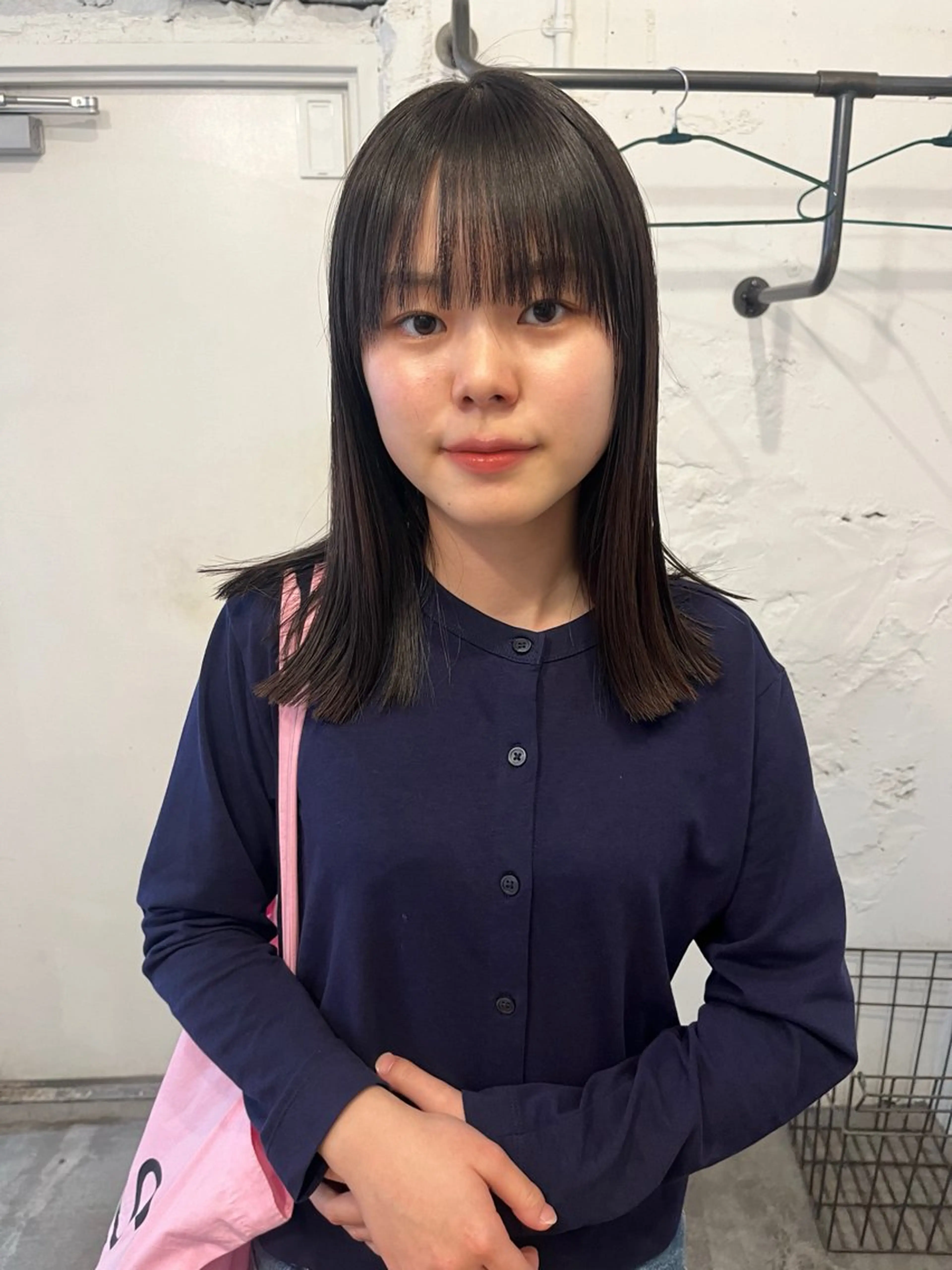 セミロング カラー ✴︎UNU ✴︎モエカのヘアスタイル