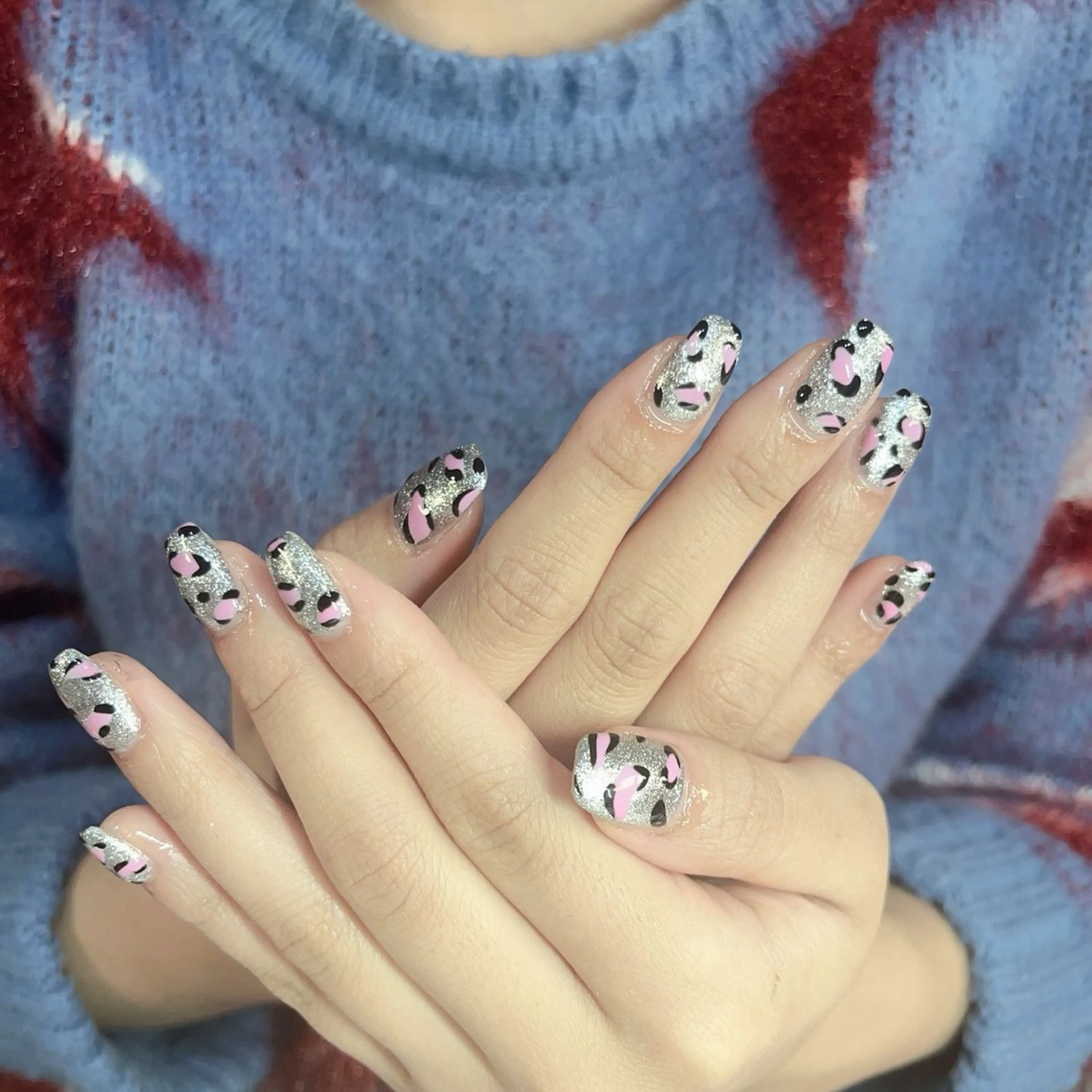 ネイル ハンドネイル アユリ リリのネイルデザイン