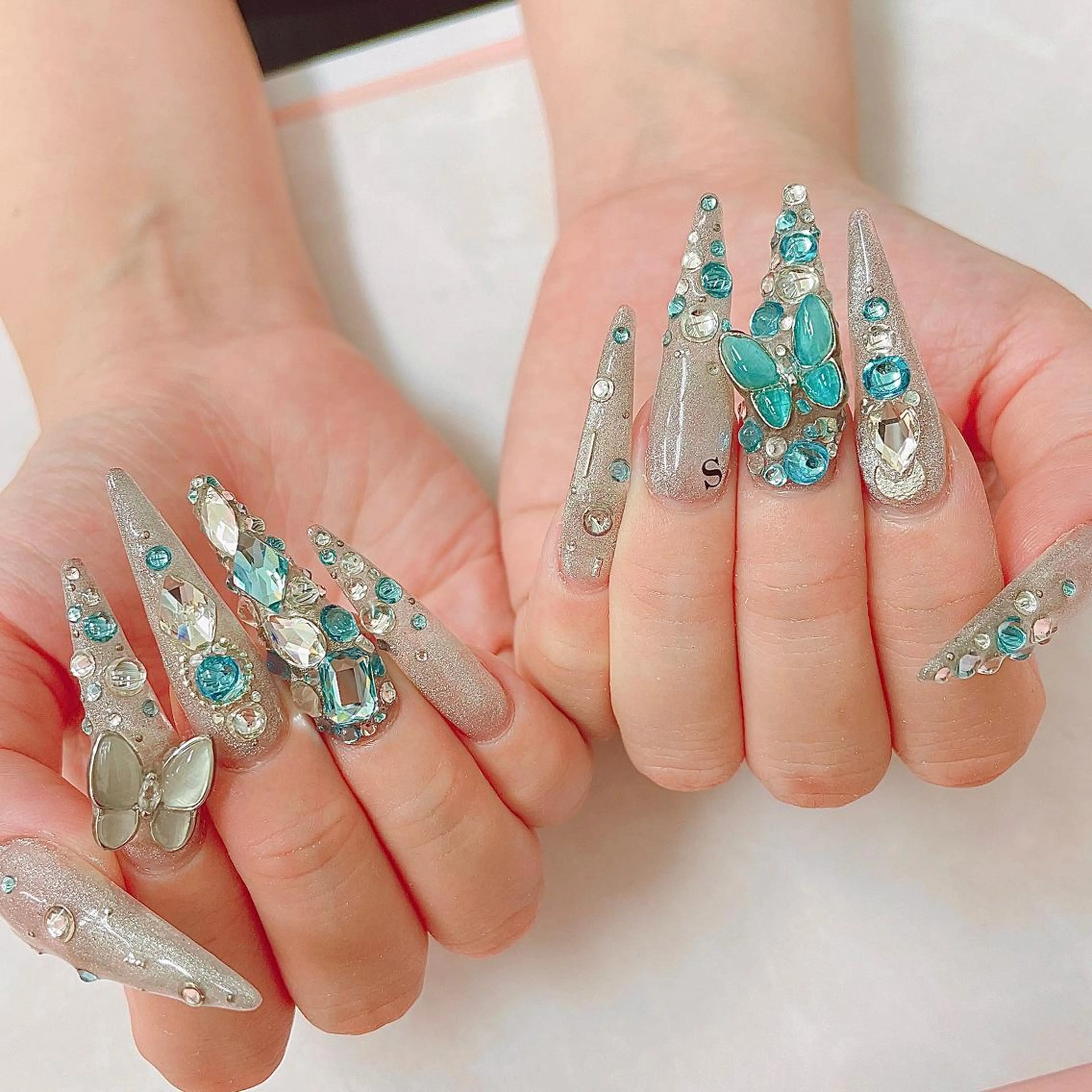 ネイル ハンドネイル NailSalonMooN所属・Nail Salon MooNのネイルデザイン