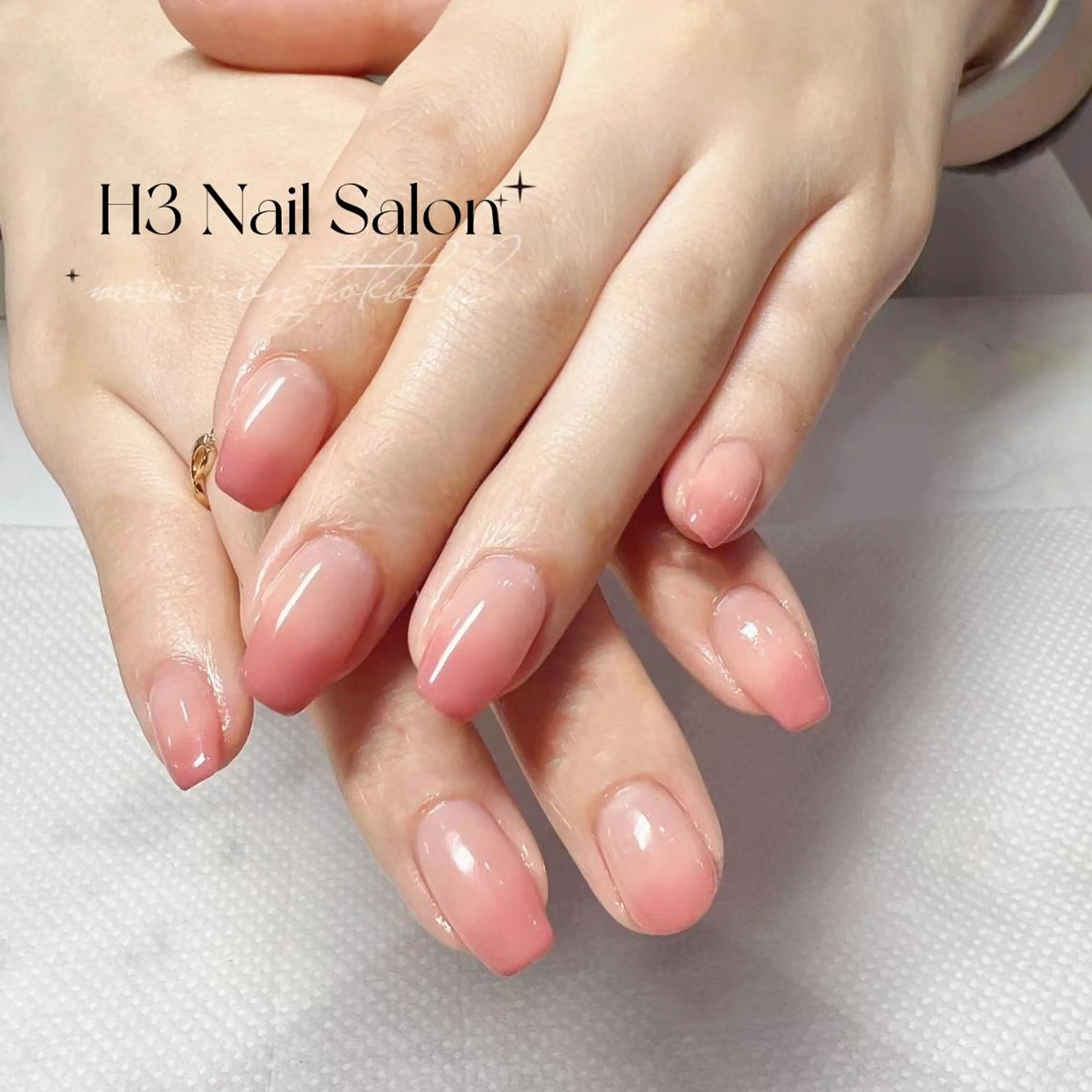 ミディアム H3 ネイル サロンのネイルデザイン