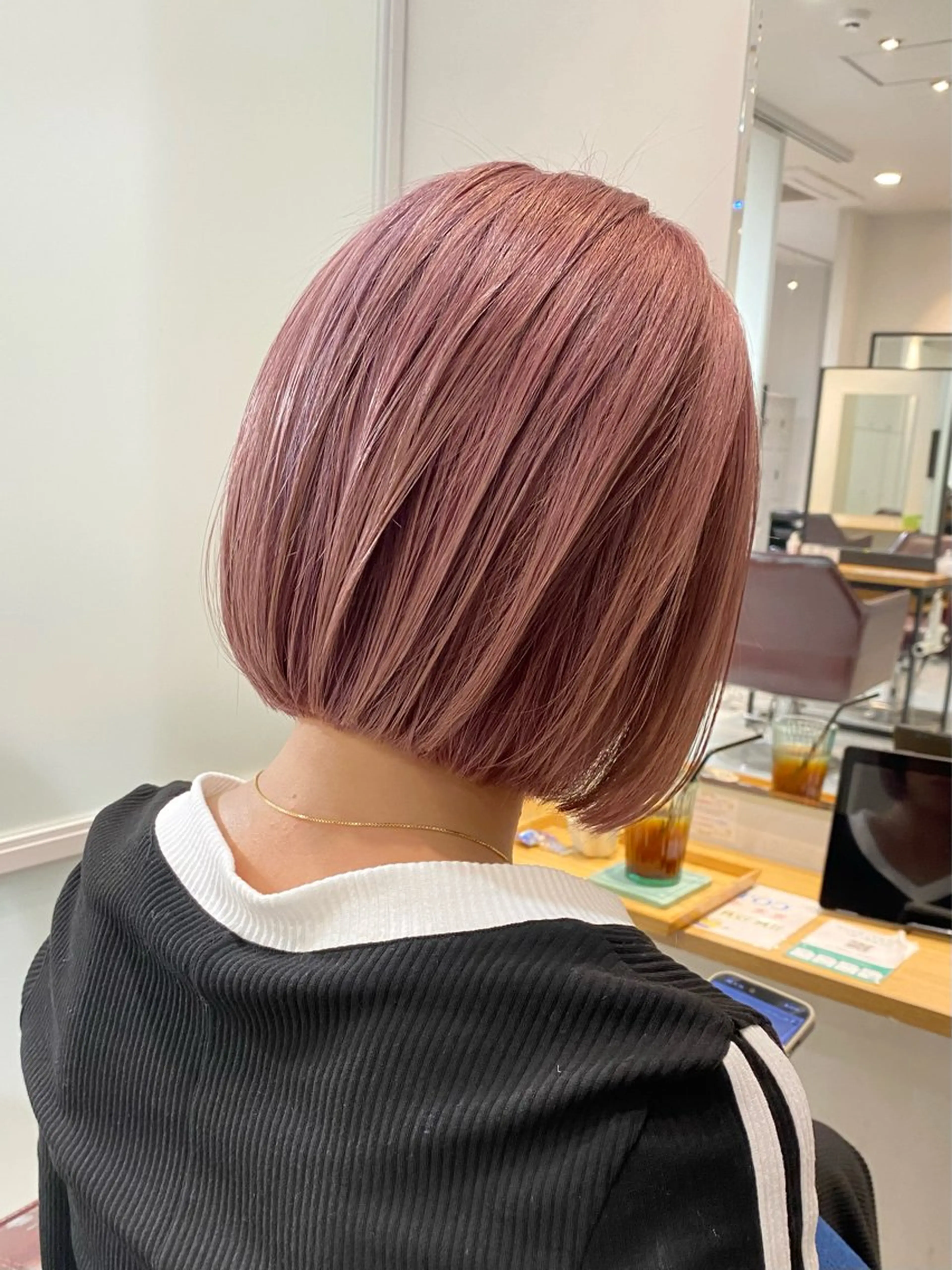 ショート カラー ブリーチ カット ヘアカラー トリートメント ショートカット パーマ石井のヘアスタイル