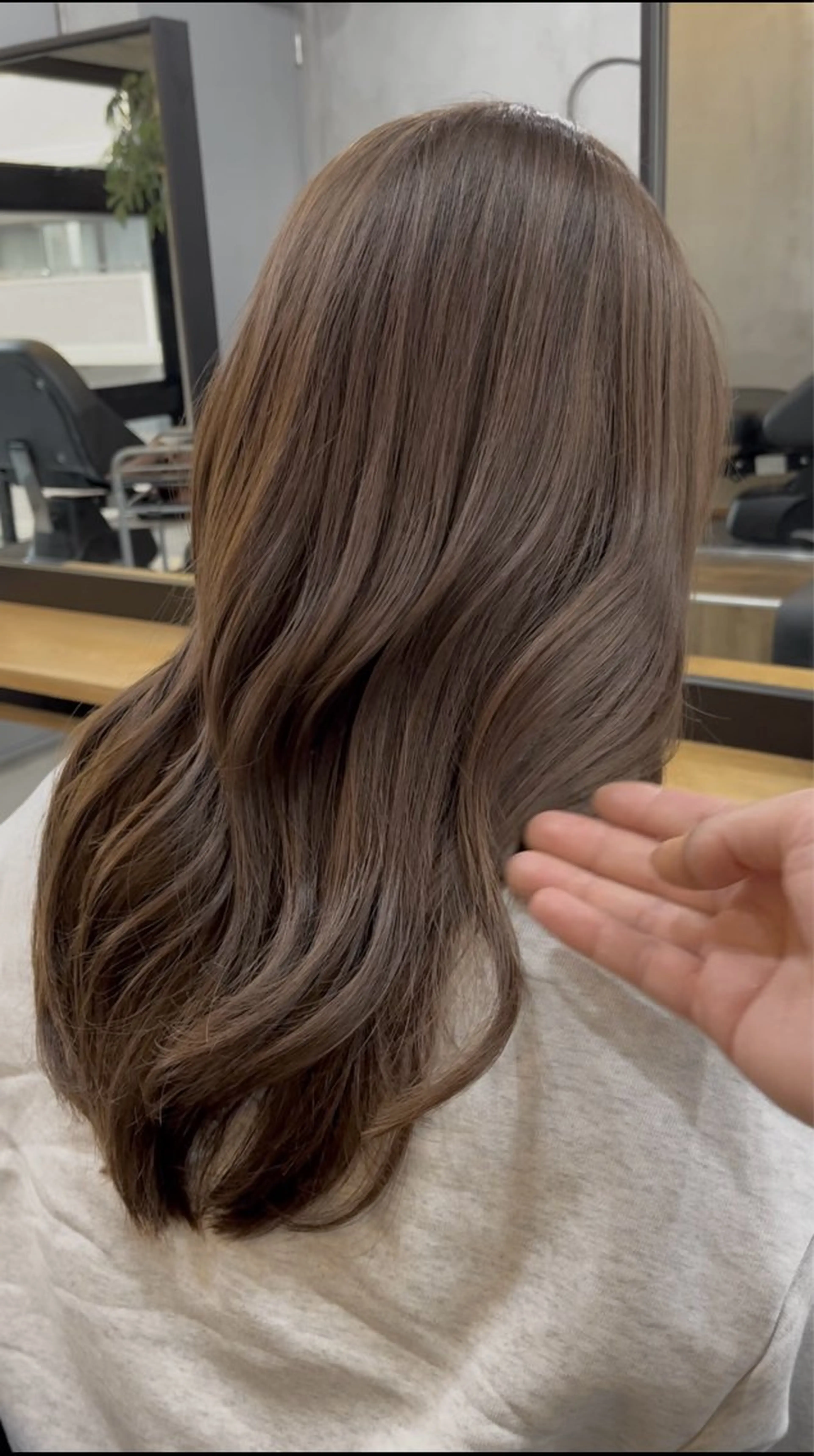 カット+ブリーチなしダブルカラー高級トリートメント付き✨の写真