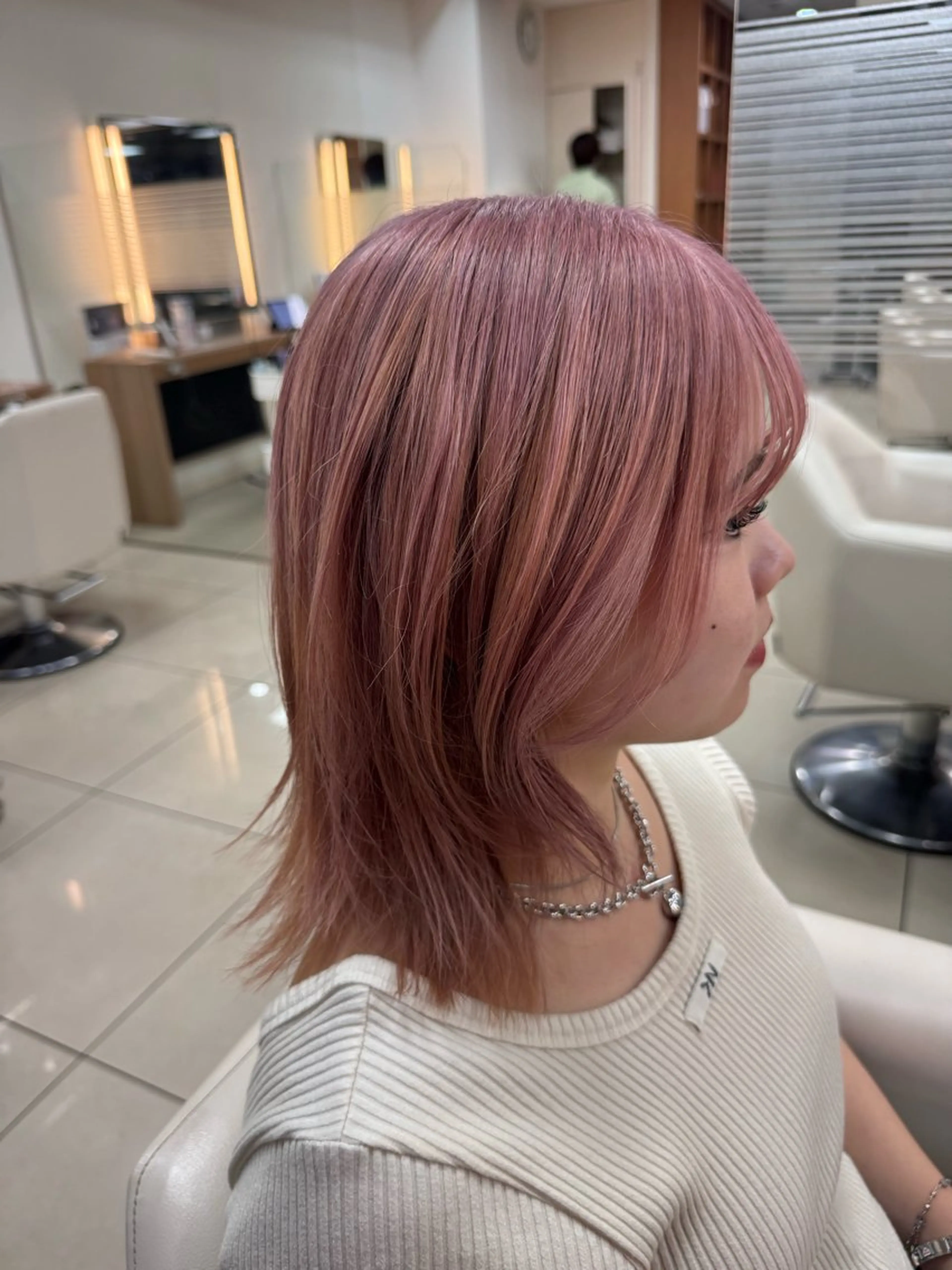 セミロング ダブルカラーベージュ カラー/tuburaのヘアスタイル