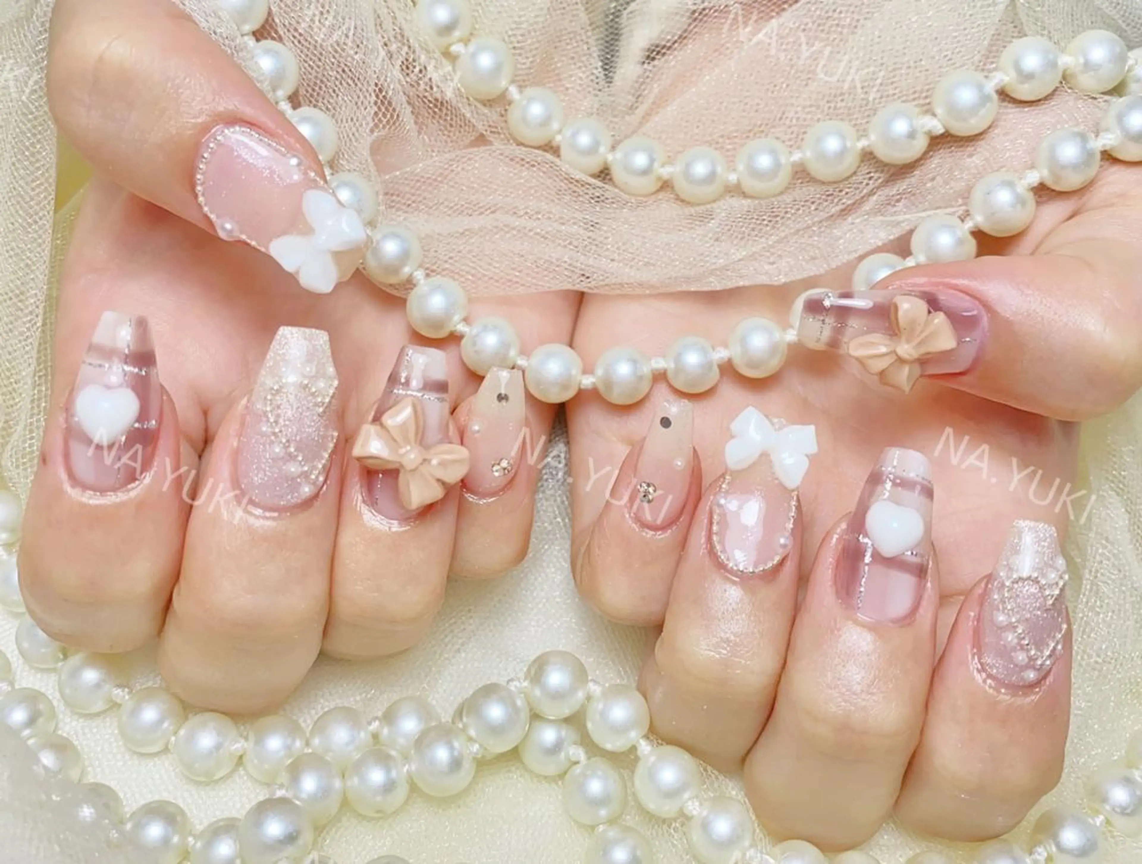 ネイル ハンドネイル 🌷 Mooning 🌷のネイルデザイン