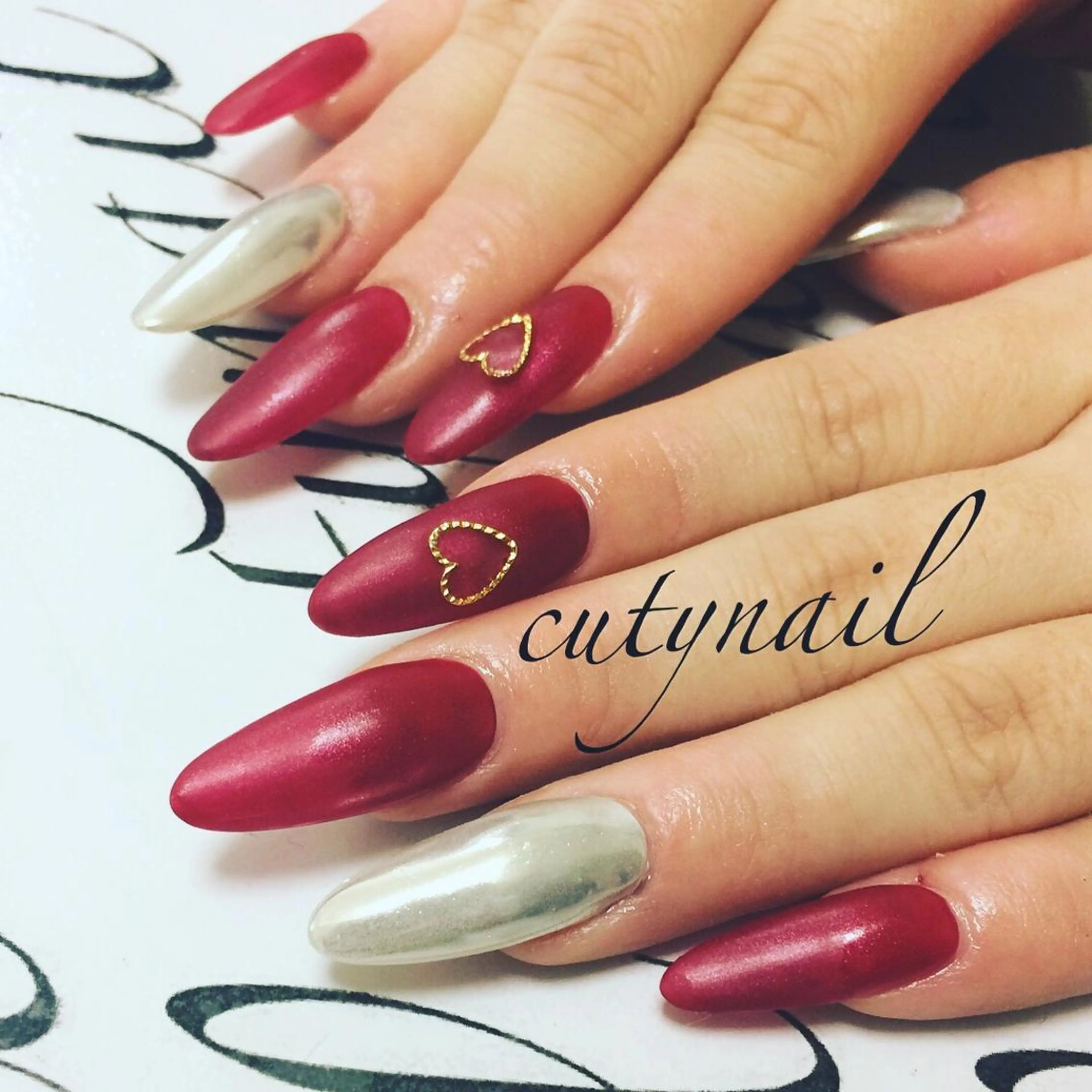 ネイル ミラーネイル cuty nailのネイルデザイン