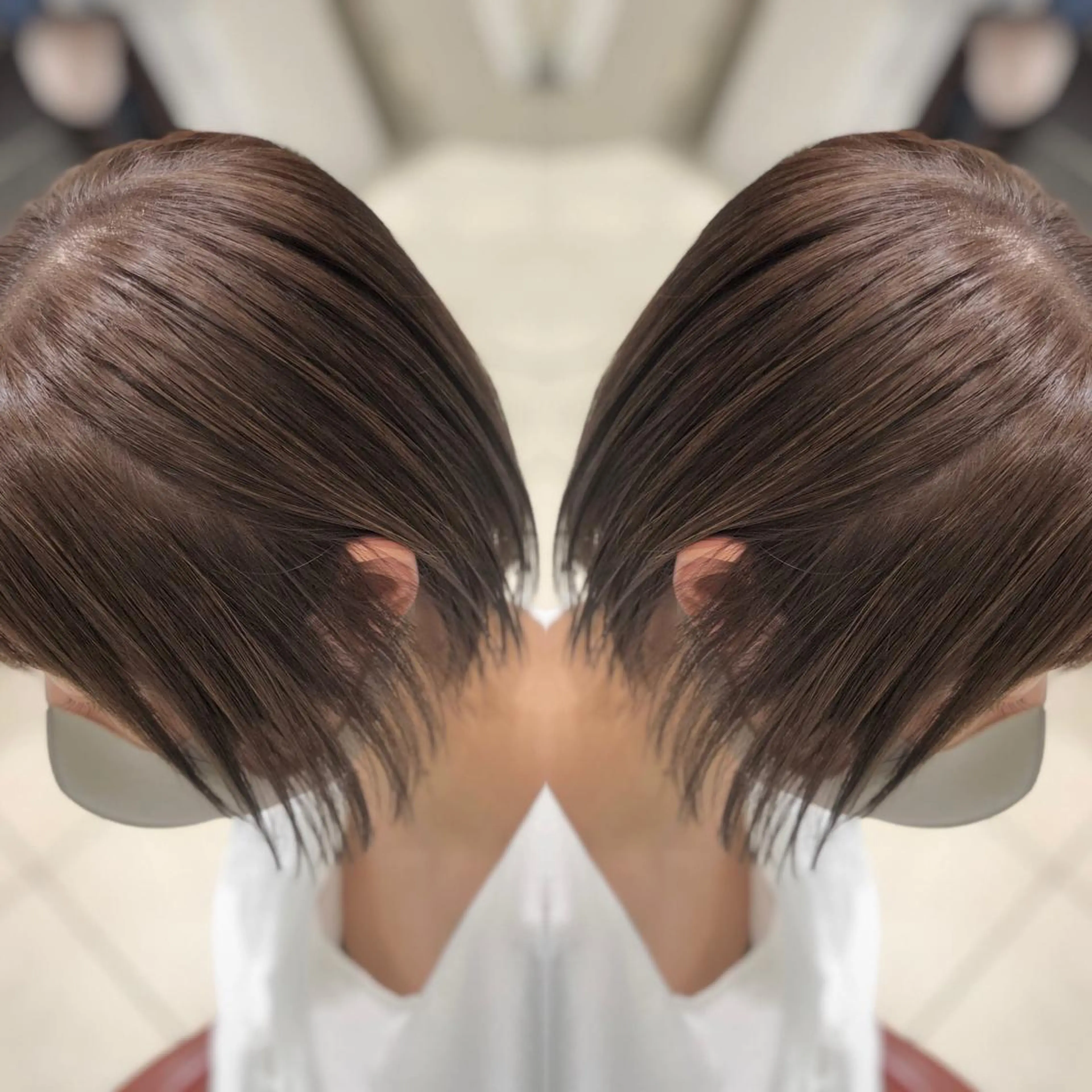 ショート カット ヘアカラー Y Uのヘアスタイル