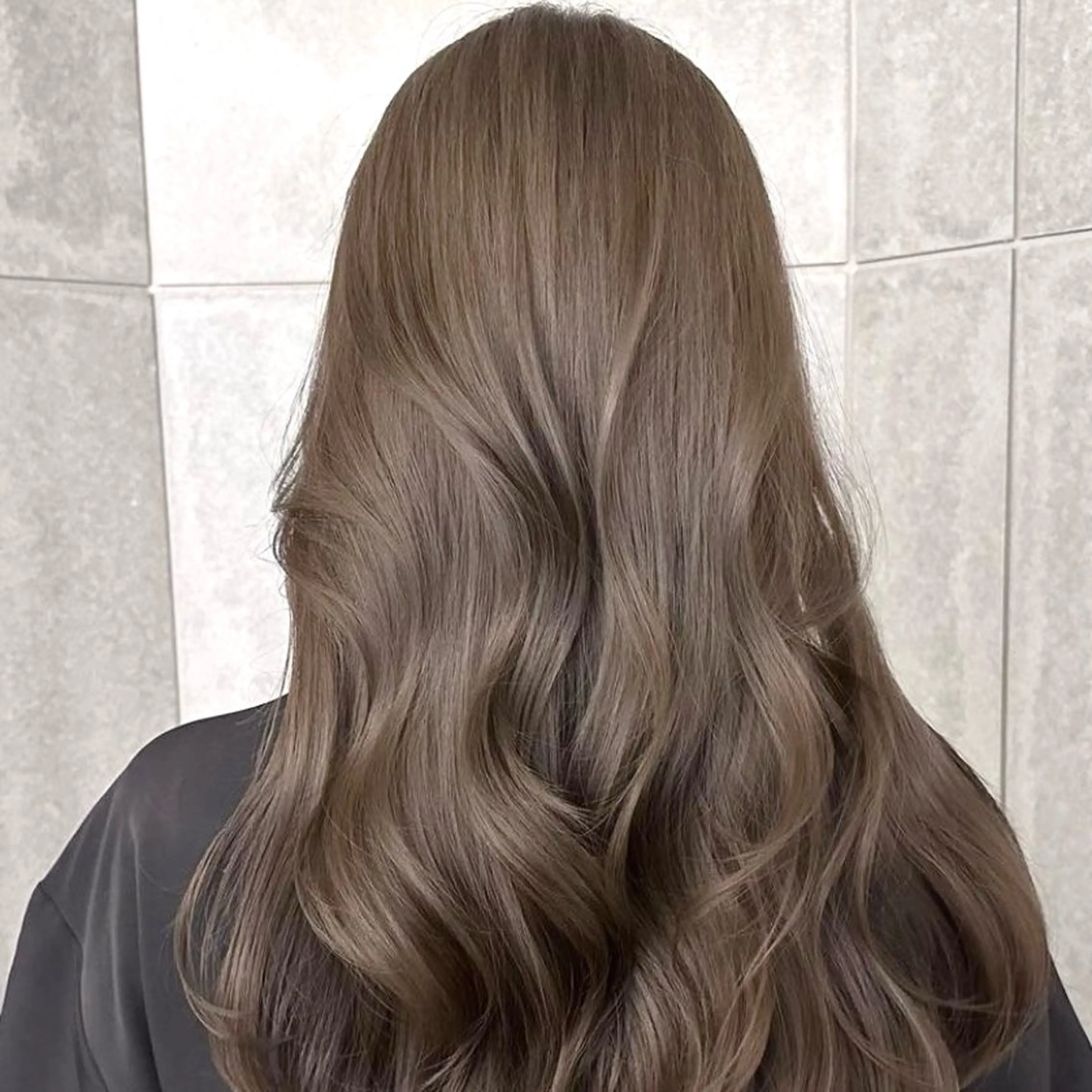 ロング カラー ベージュカラー 黒髪 ブルーカラー ブルーブラック ボルドーカラー 表参道/ハイライト バレイヤージュのヘアスタイル