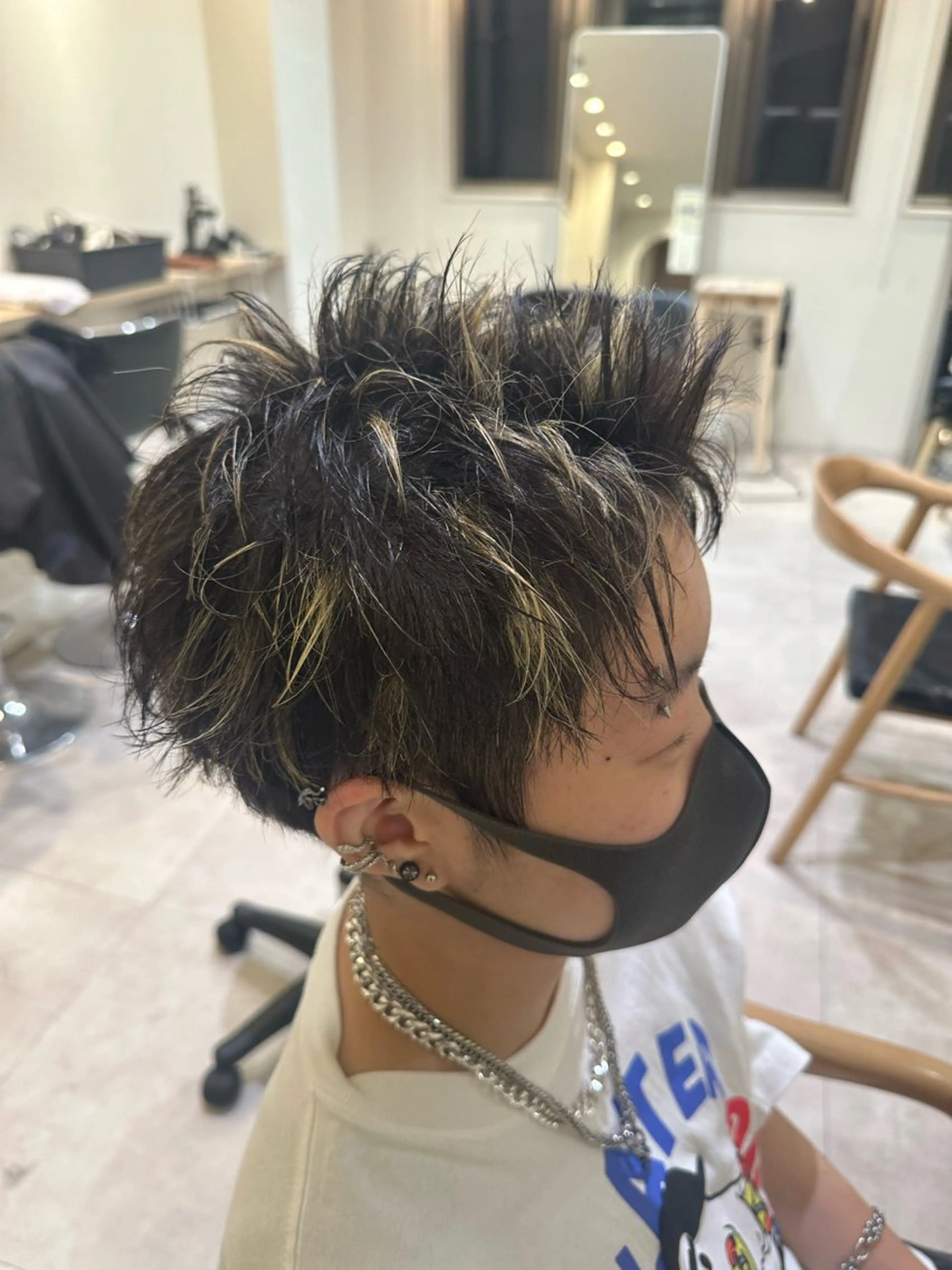カラー パーマ メンズ メンズハイライト ハイライトカラー ヘアカラー トリートメント AI TOKYO  men's 横浜所属・【パーマの達人】 💎メンズ特化🔥徹のヘアスタイル