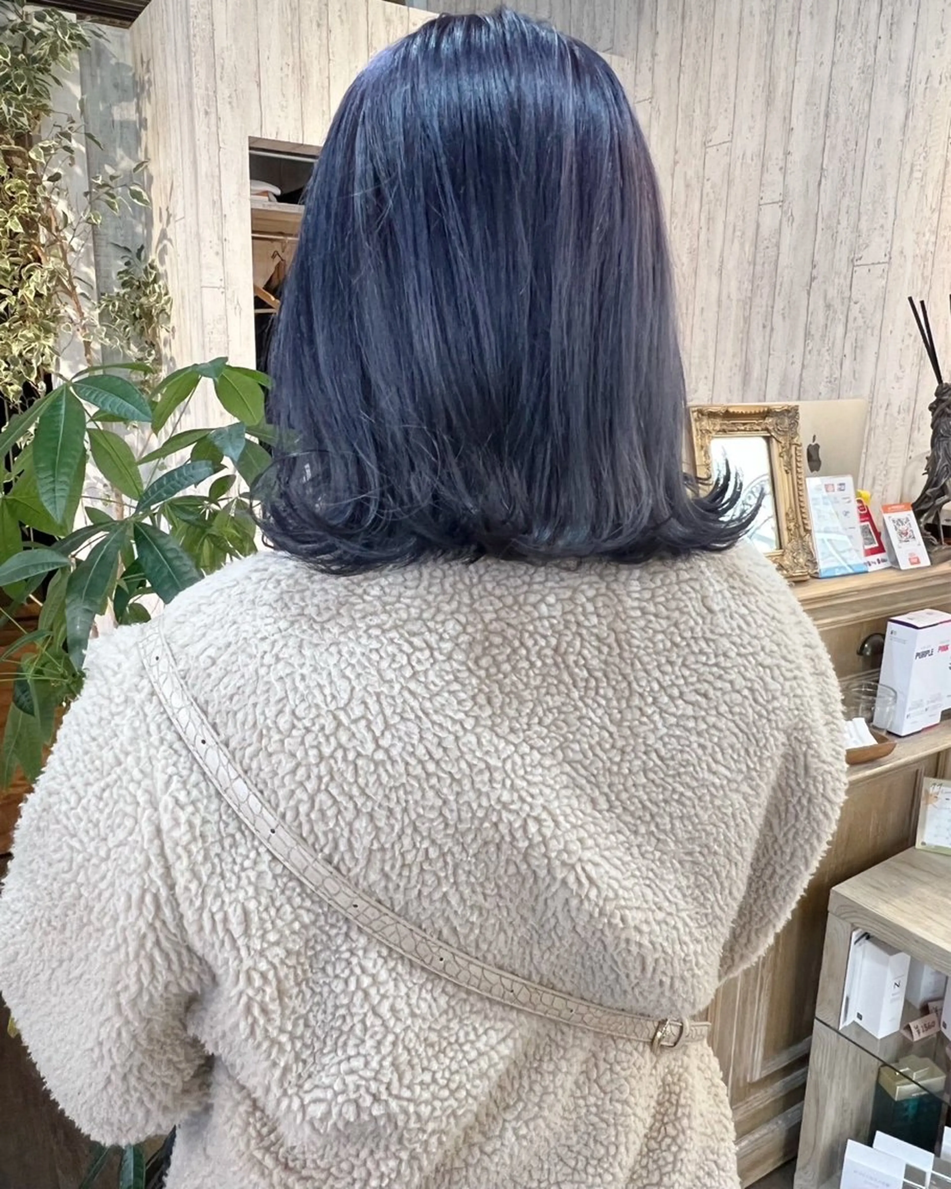 ミディアム カラー 透明感/レイヤー /ayaneのヘアスタイル