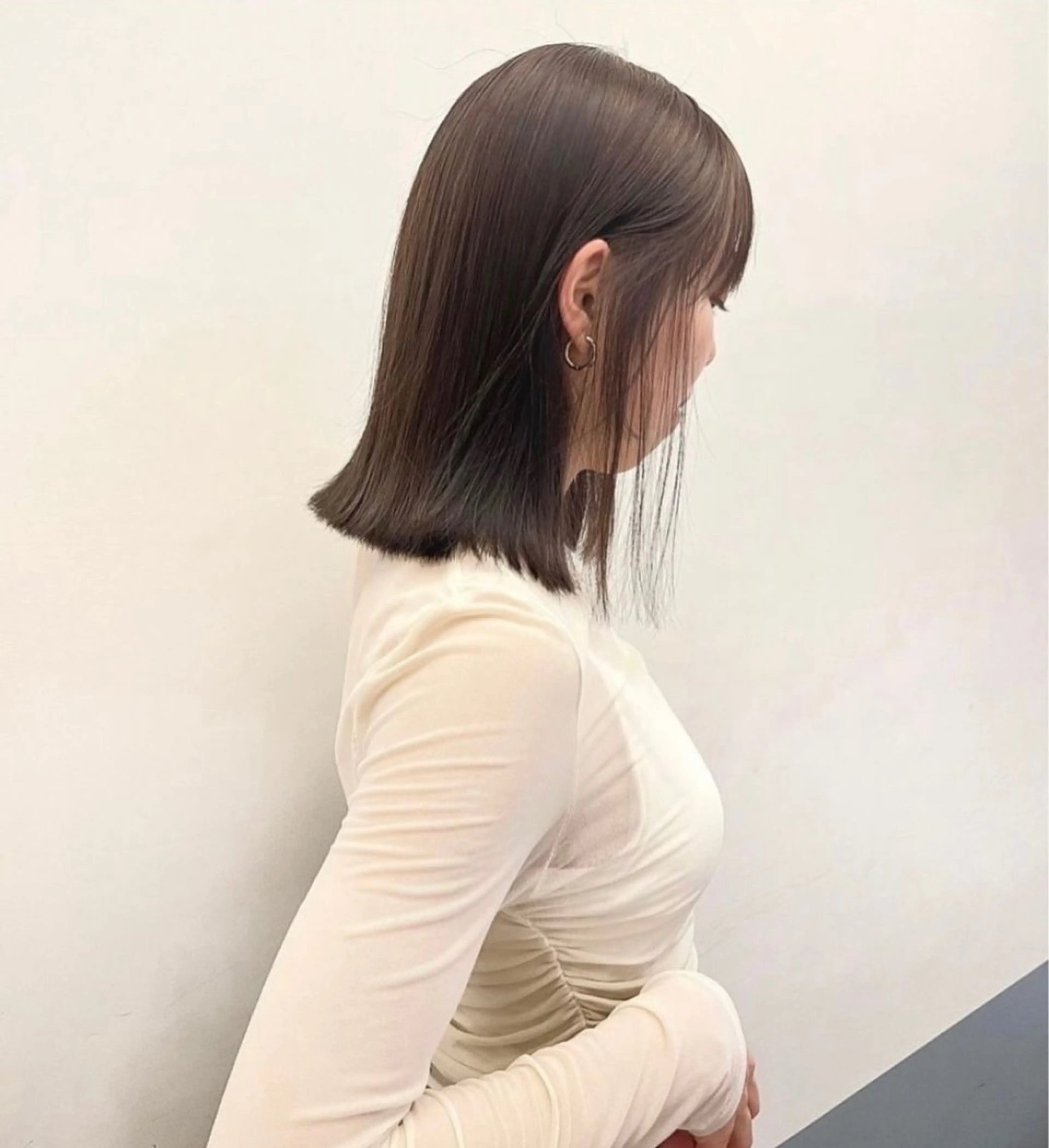 ミディアム 川上 莉歩のヘアスタイル