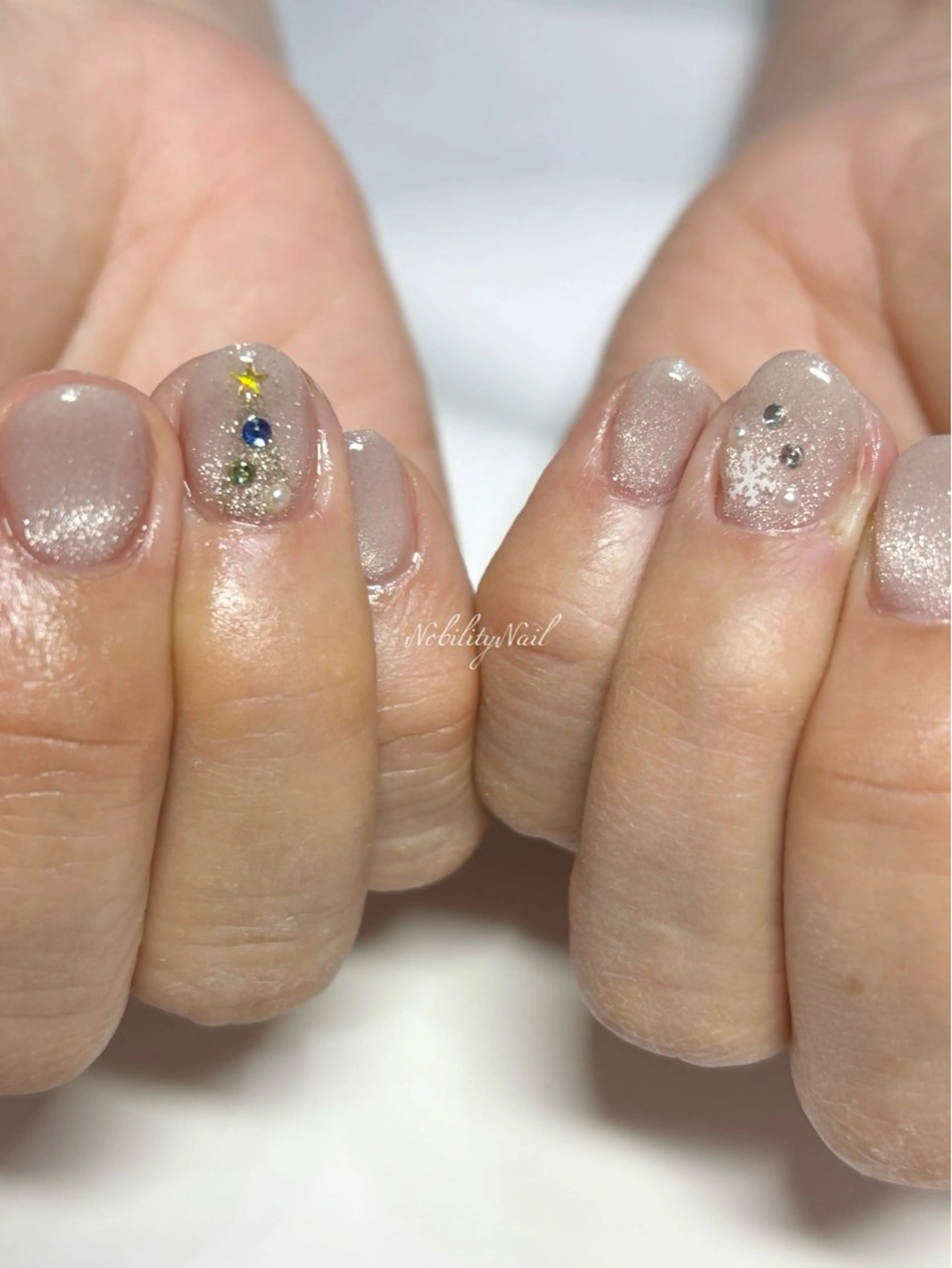 ネイル ジェルネイル ハート ラメ(グリッター) マグネットネイル 冬ネイル フットネイル ネイルサロンNobilityNail所属・風口 麻由子のネイルデザイン