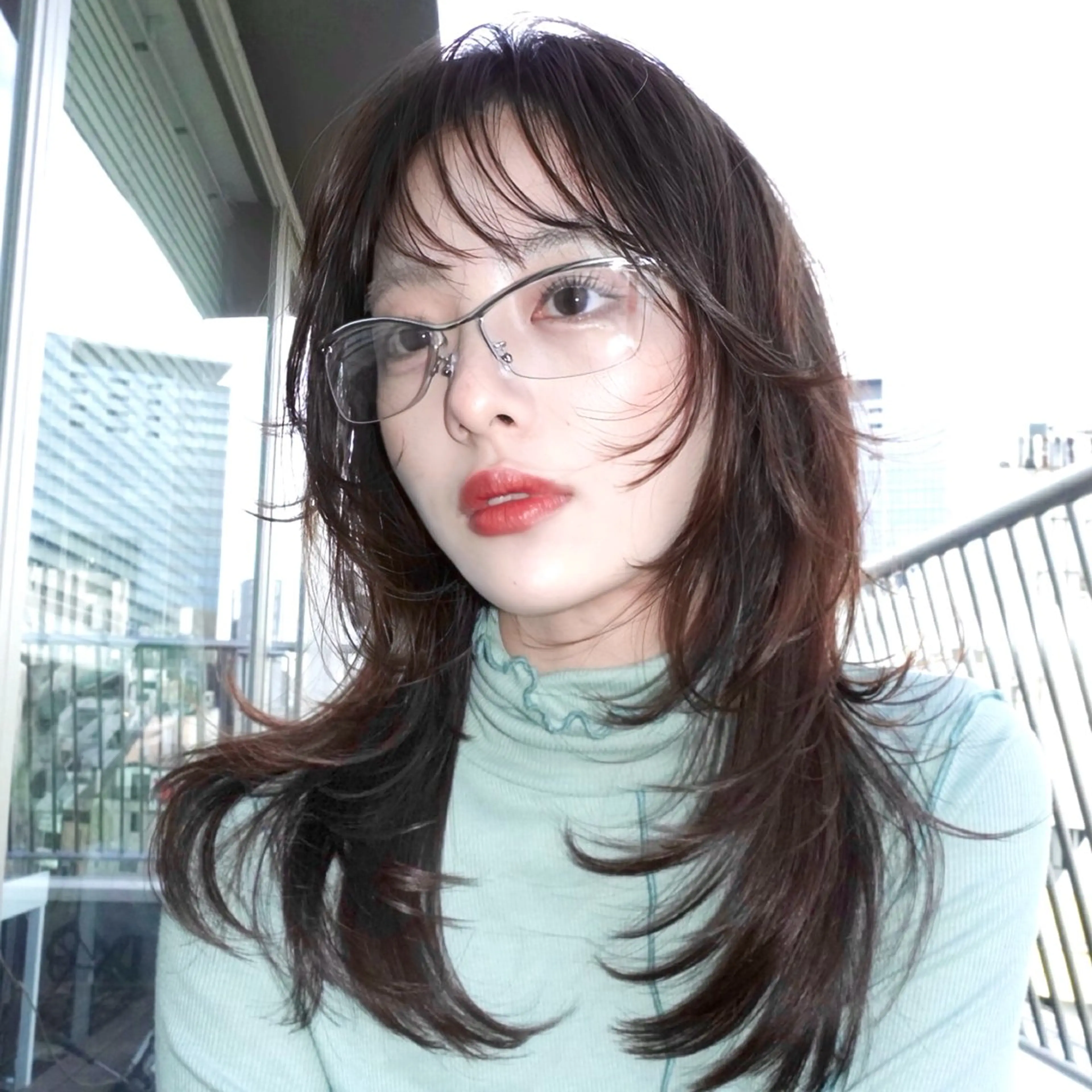 ロング カラー ブラウンカラー 透明感カラー 伸ばしかけ ハッシュカット 韓国風ヘア カット ヘアカラー トリートメント レイヤーカット ハッシュカットのヘアスタイル