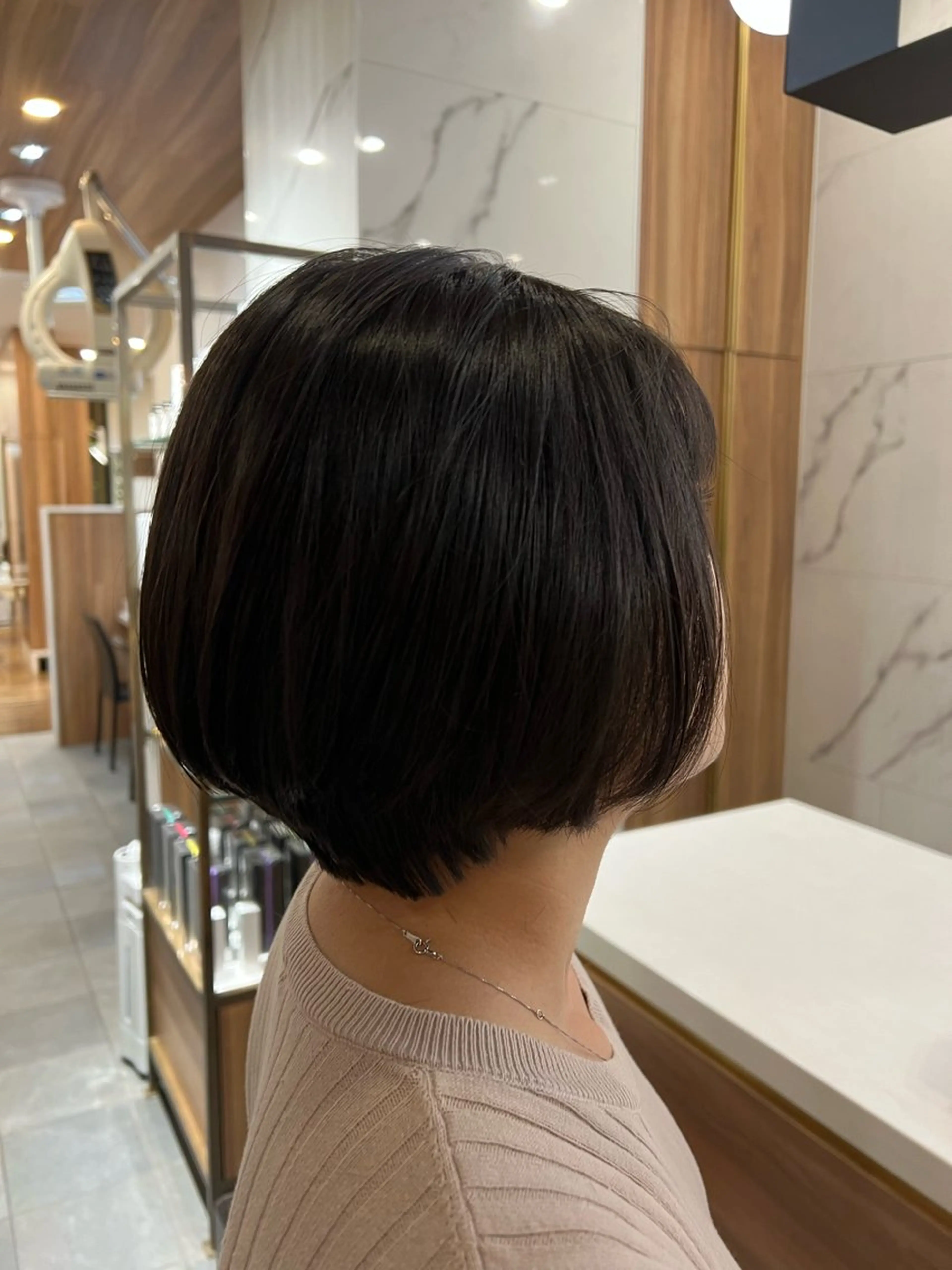 ショート 村中 逸紀のヘアスタイル