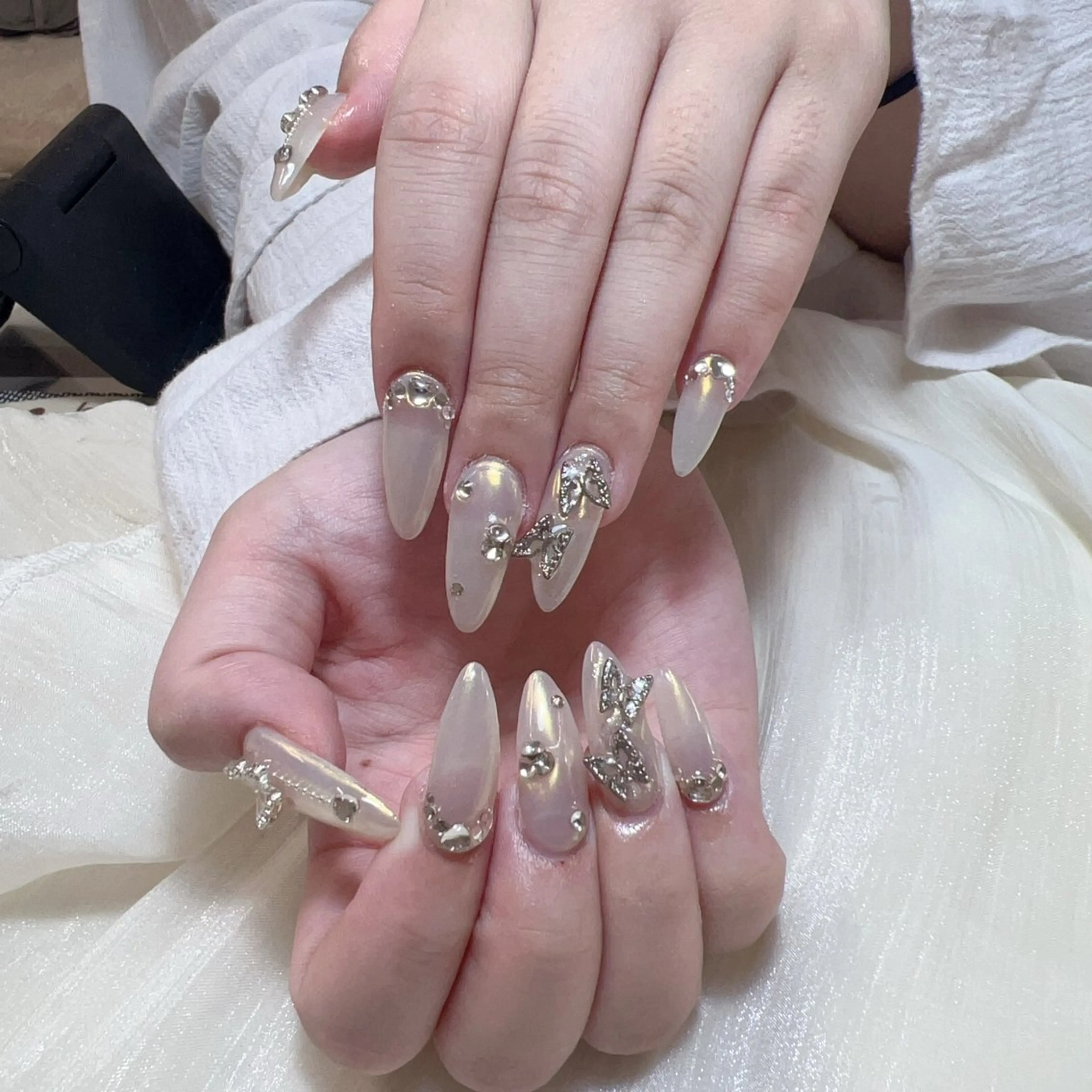 ネイル オーロラネイル ガーリー ハート 韓国ネイル マグネットネイル ハンドネイル 🎀 Lemode ワンホンネイル🎀のネイルデザイン