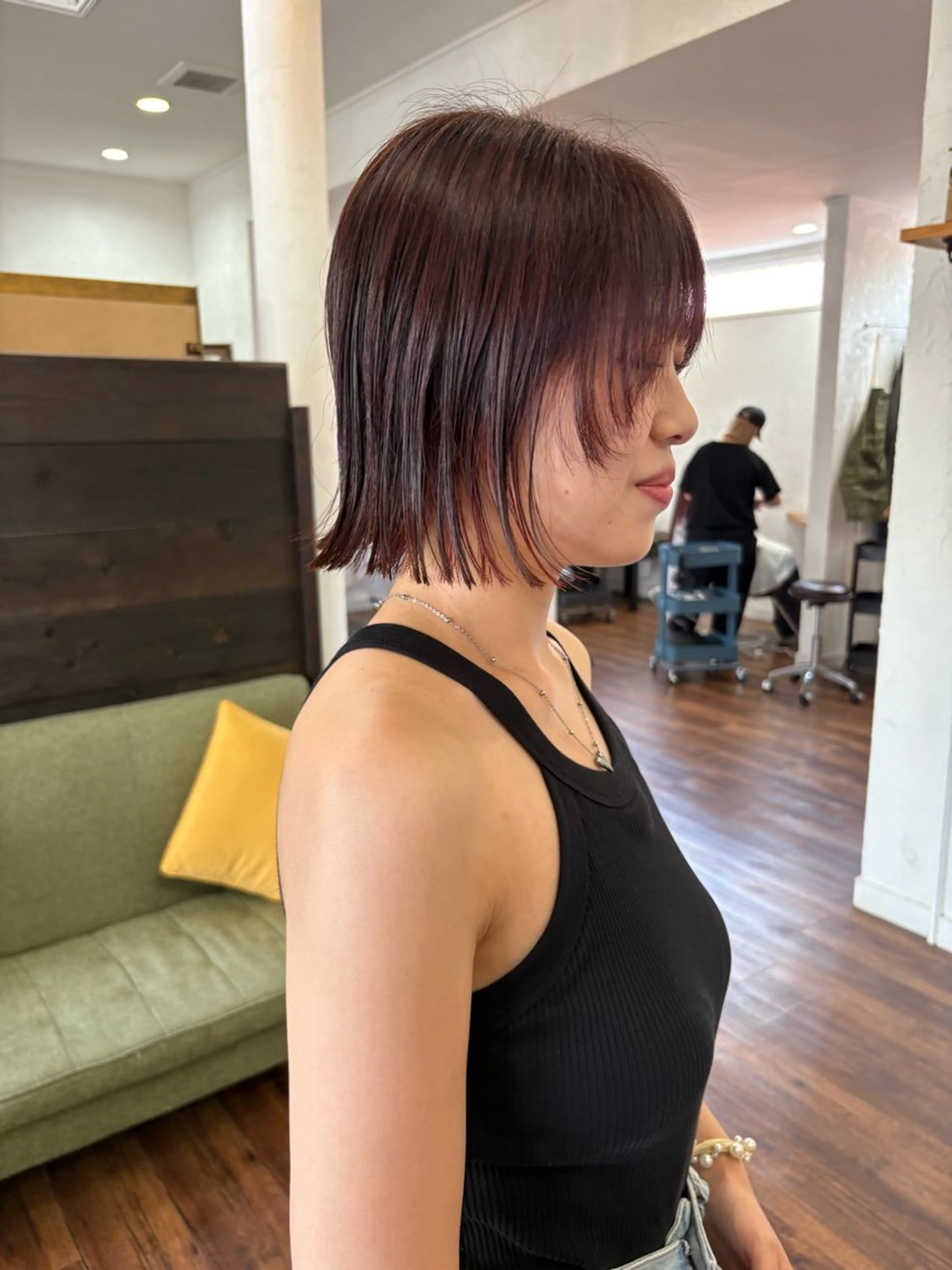 ショート カラー オレンジ ピンクカラー カット ヘアカラー トリートメント 江原 彩華のヘアスタイル