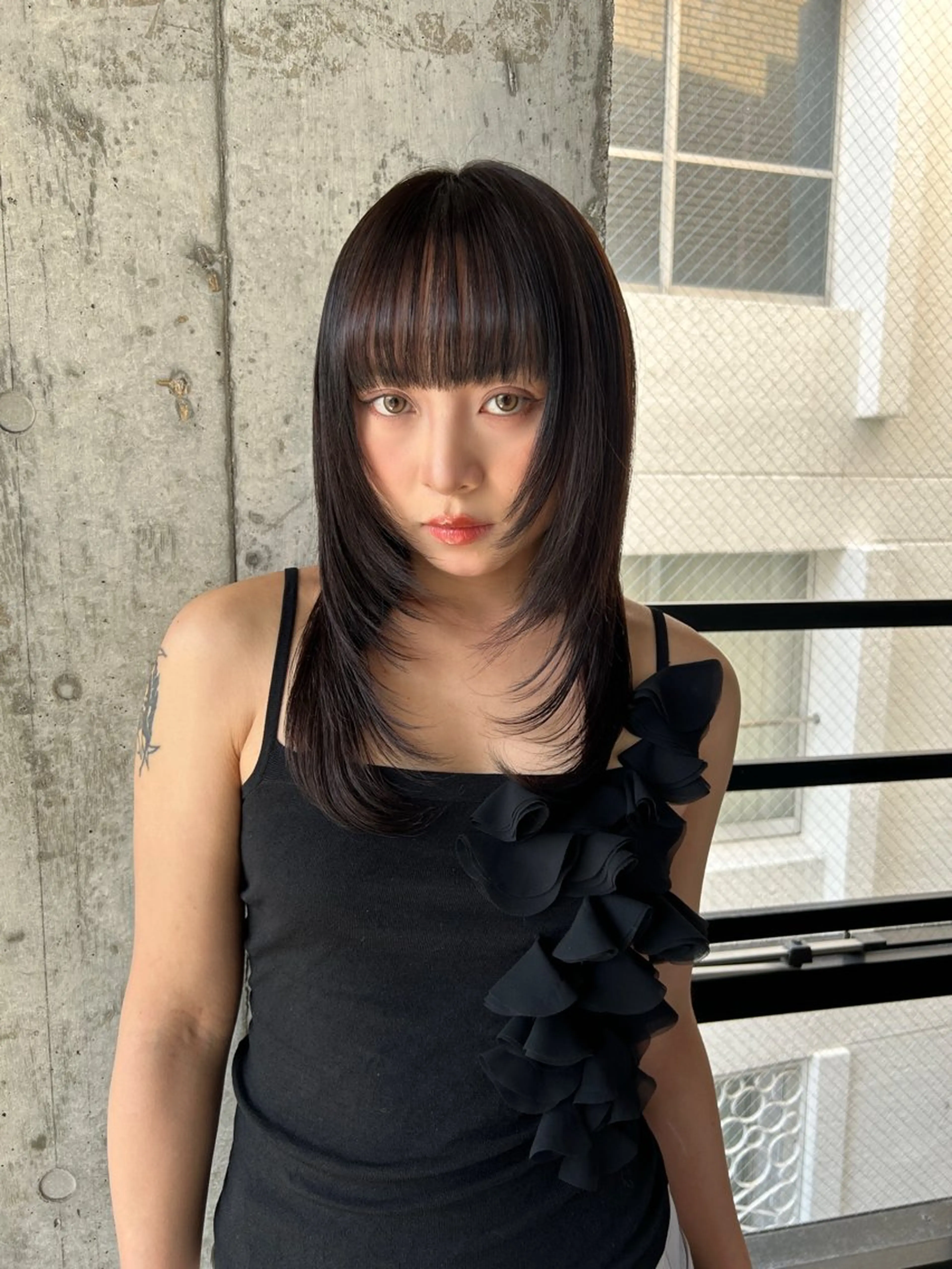セミロング カラー 透明感カラー レイヤーカット 重村 実瞳のヘアスタイル