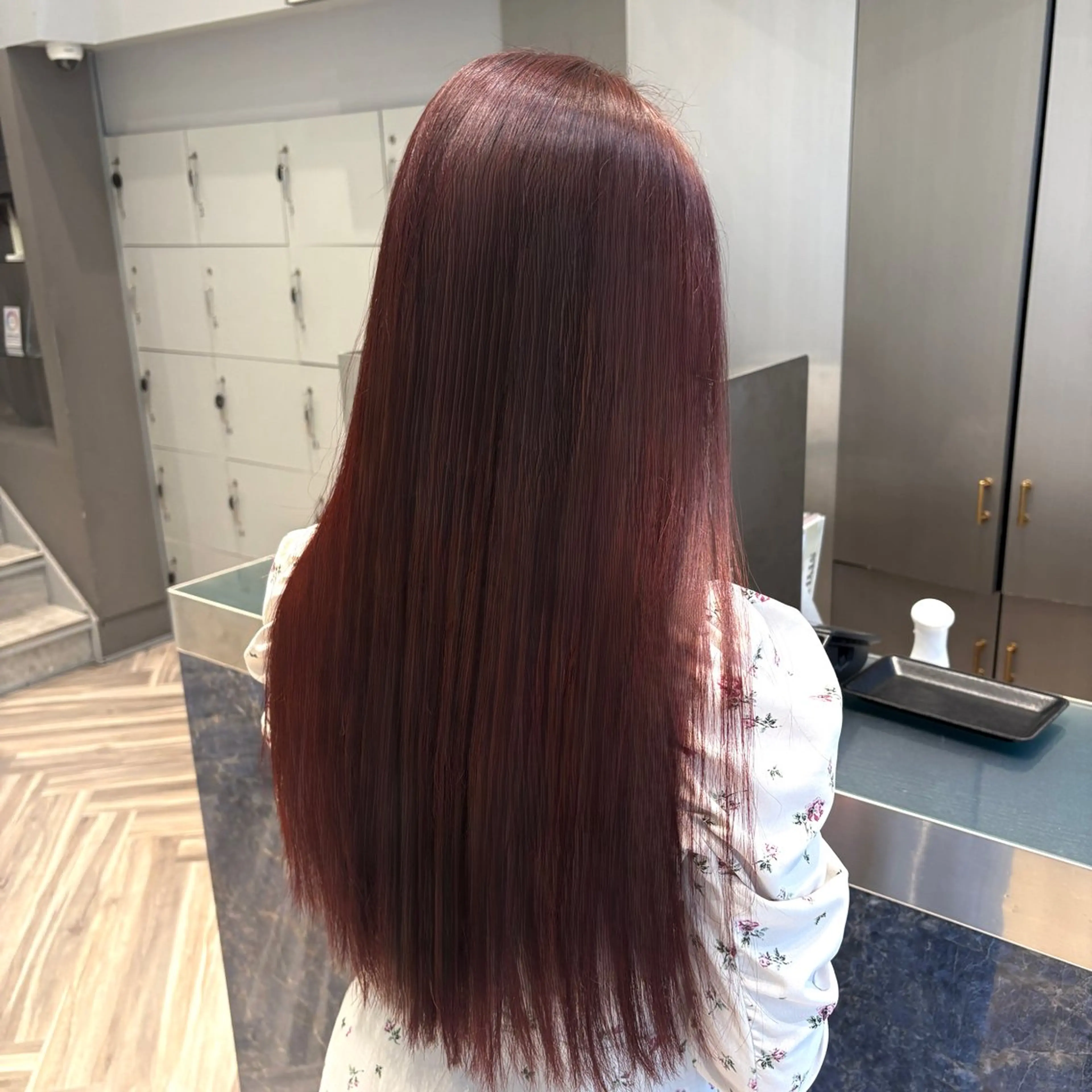 ロング カラー 李 文のヘアスタイル