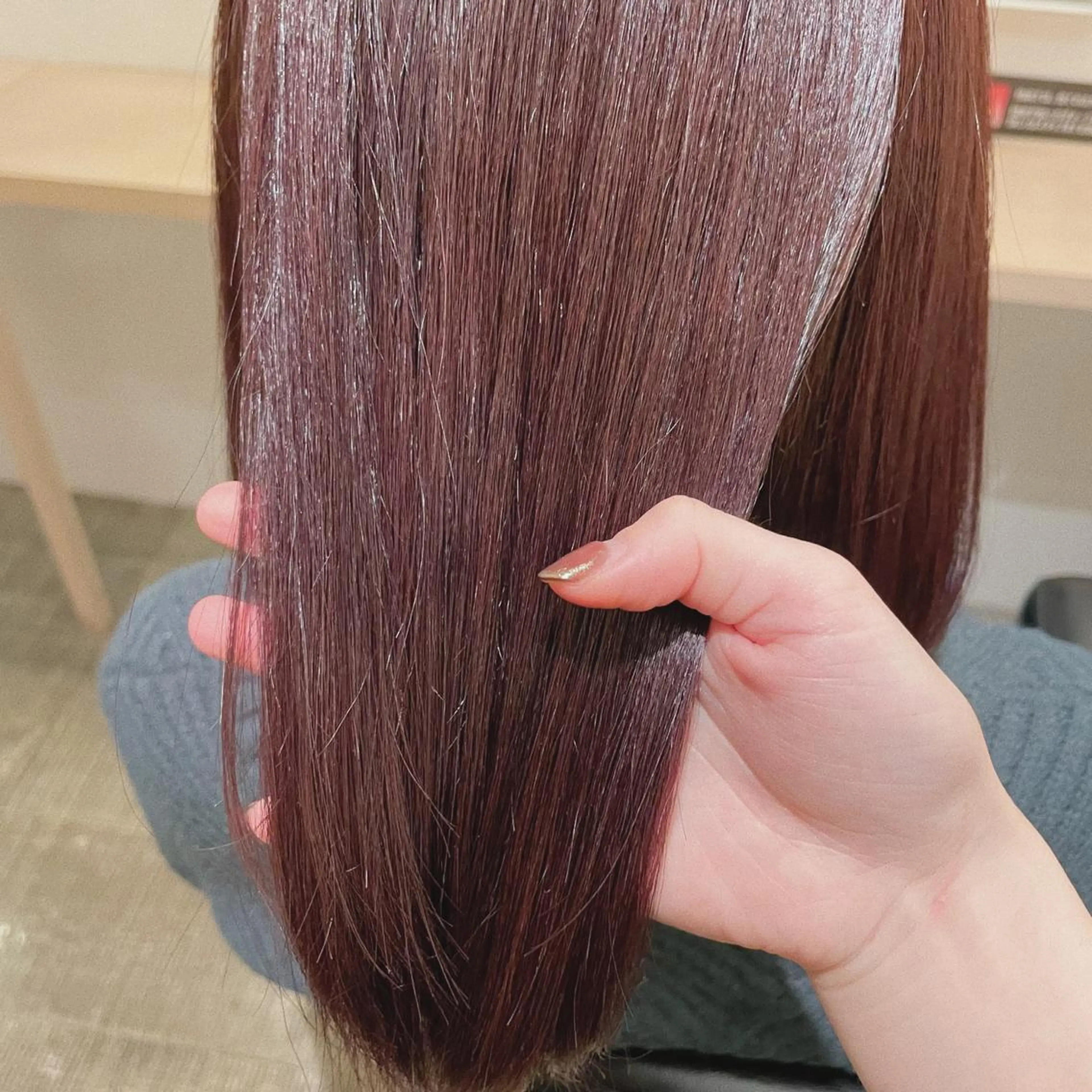 ミディアム カラー 落合 美穂のヘアスタイル
