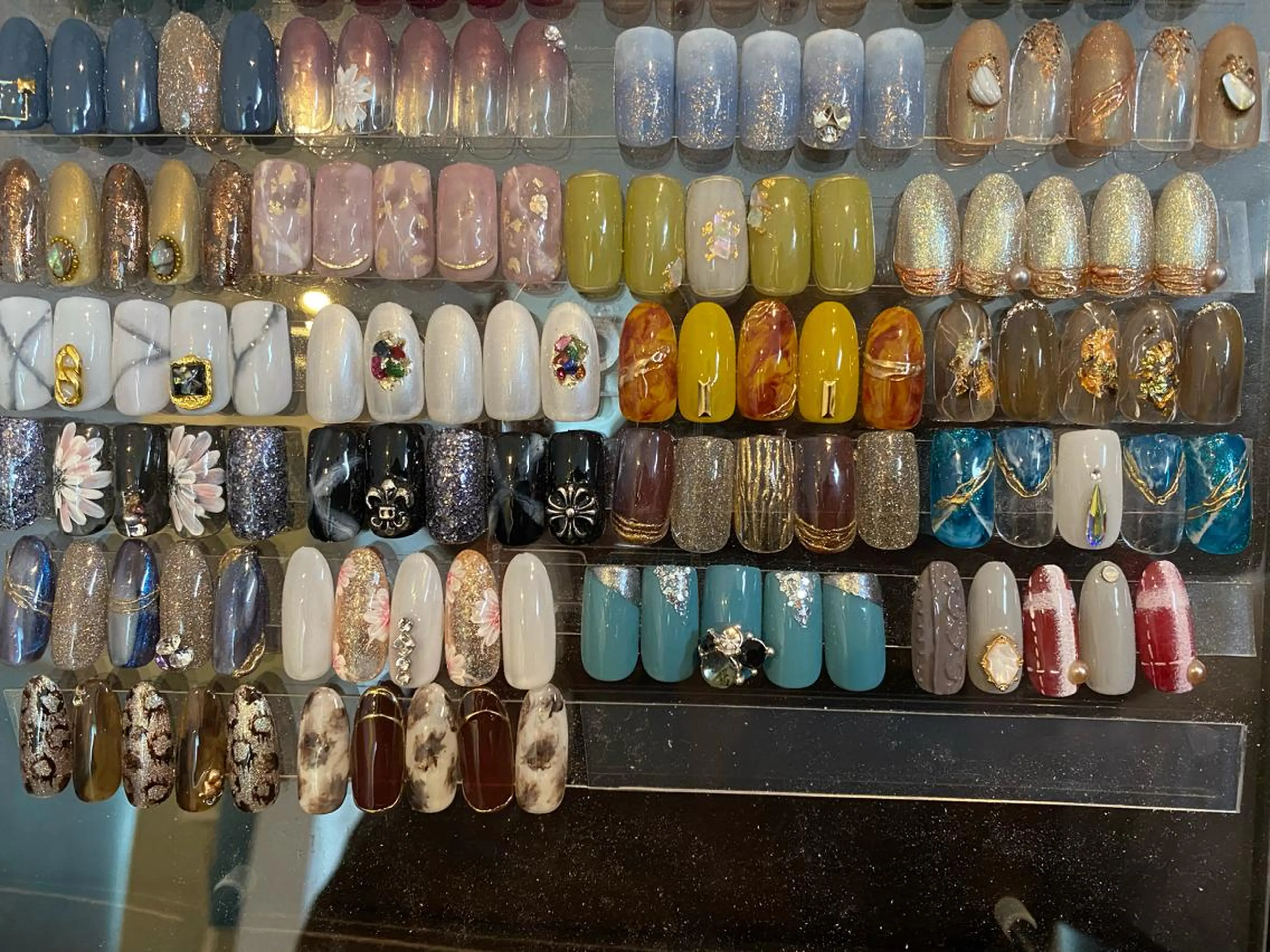 ネイル NAIL Salon IP所属・長谷川 奈緒美のネイルデザイン