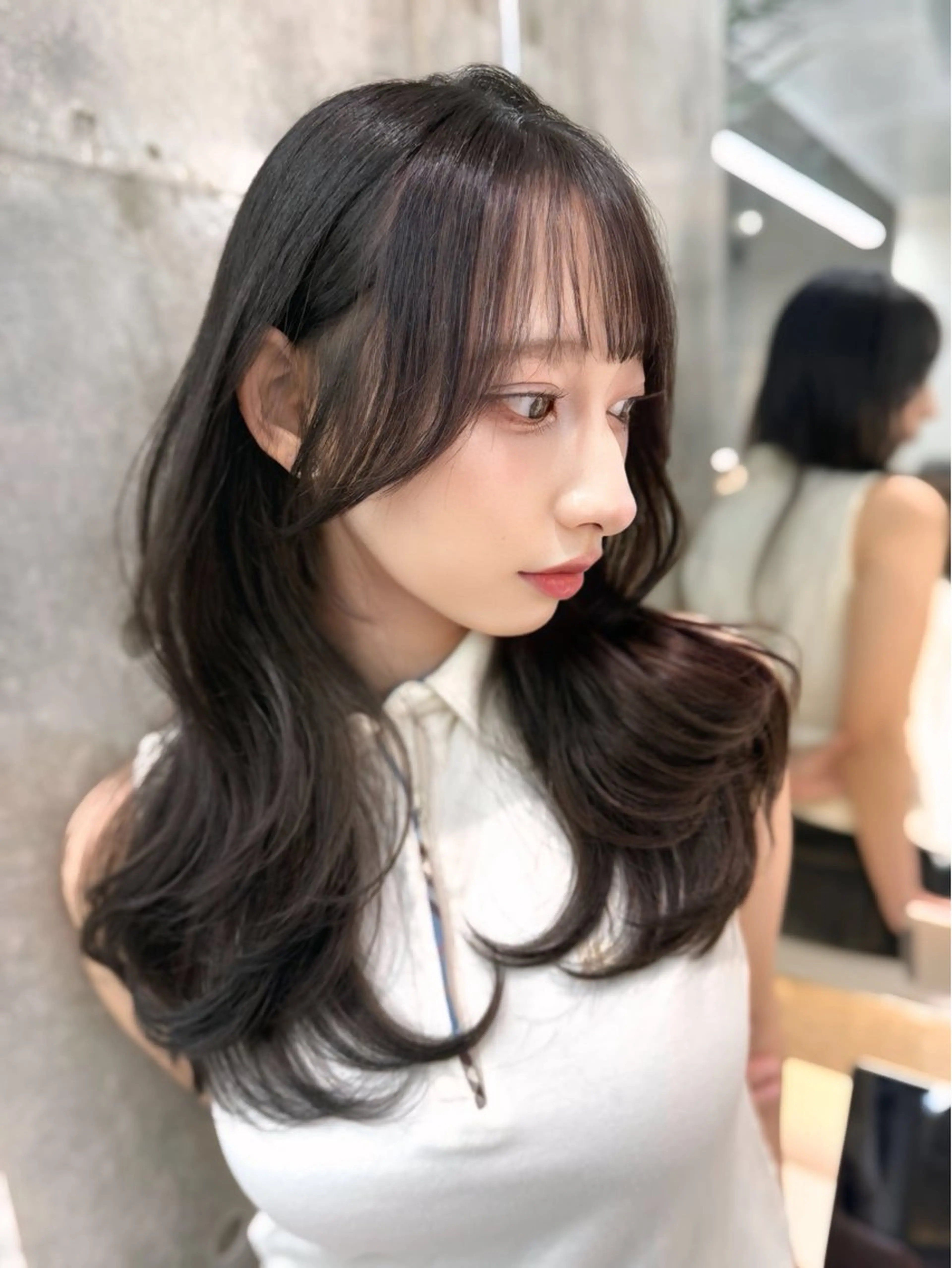 セミロング カラー カット ヘアカラー トリートメント shion 透明感カラーのヘアスタイル