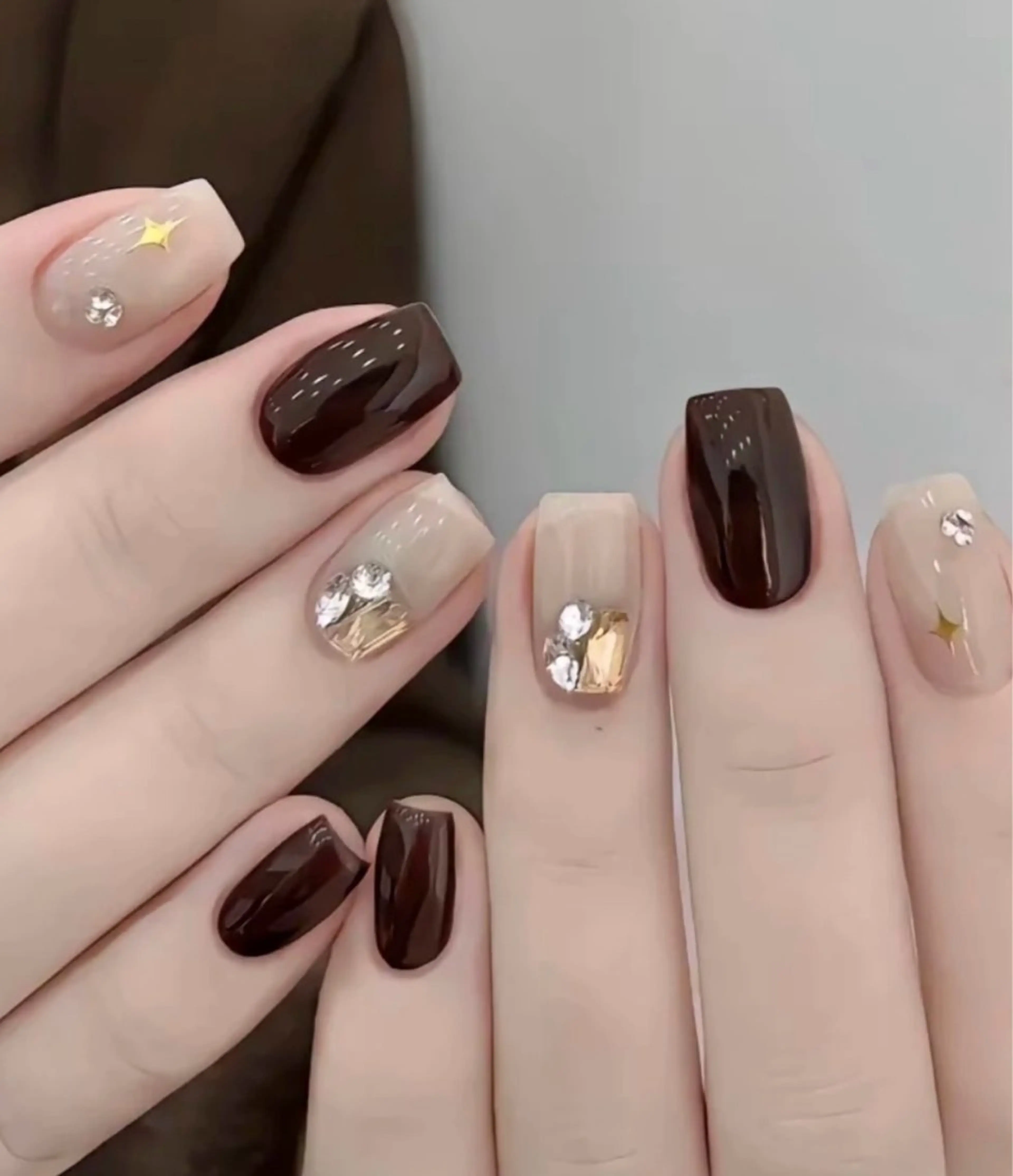 ネイル ハン シカのネイルデザイン