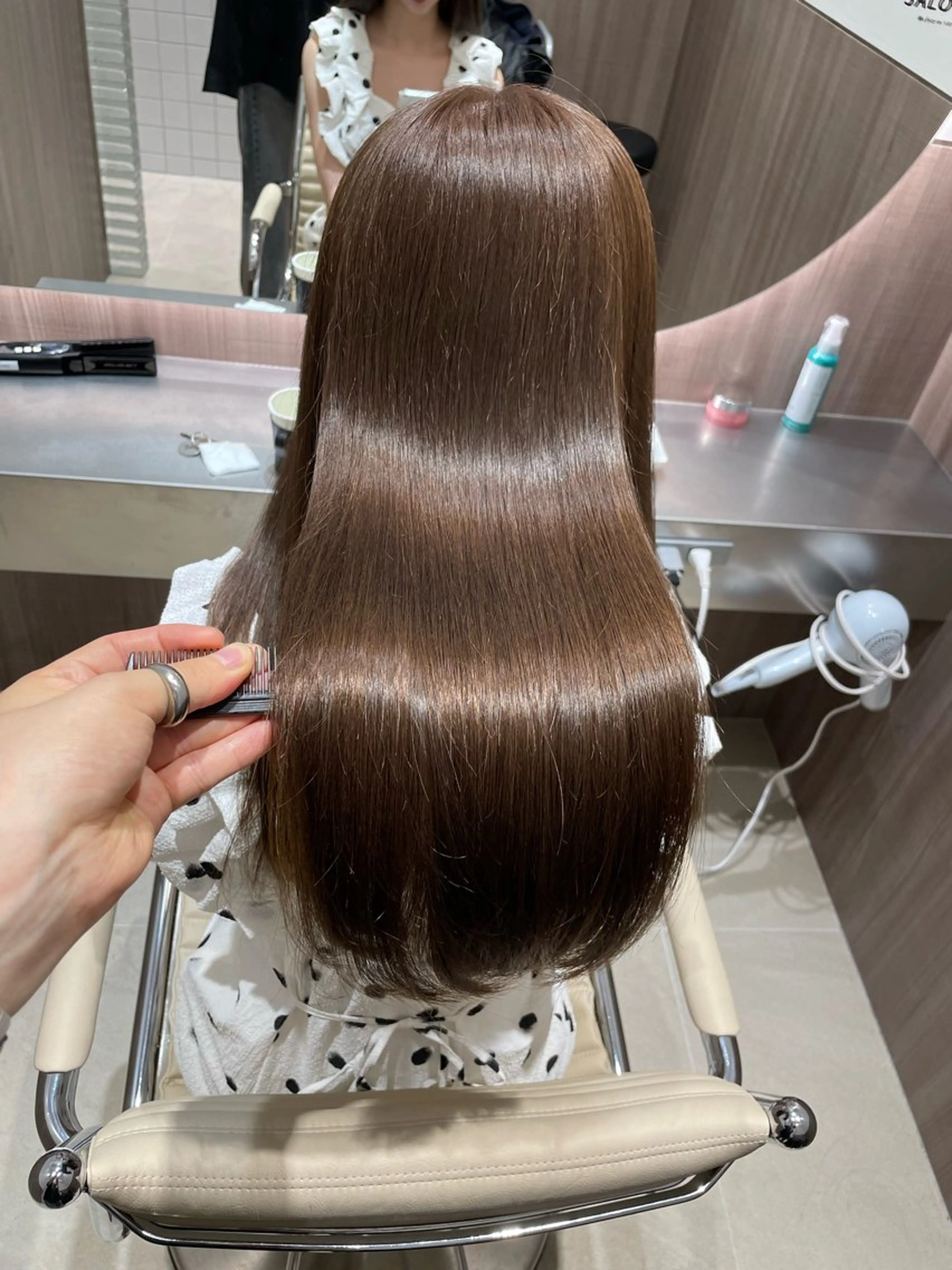 セミロング カラー ヘアカラー トリートメント 韓国ヘア🤍顔周り/ 髪質改善✨/林遼一郎のヘアスタイル