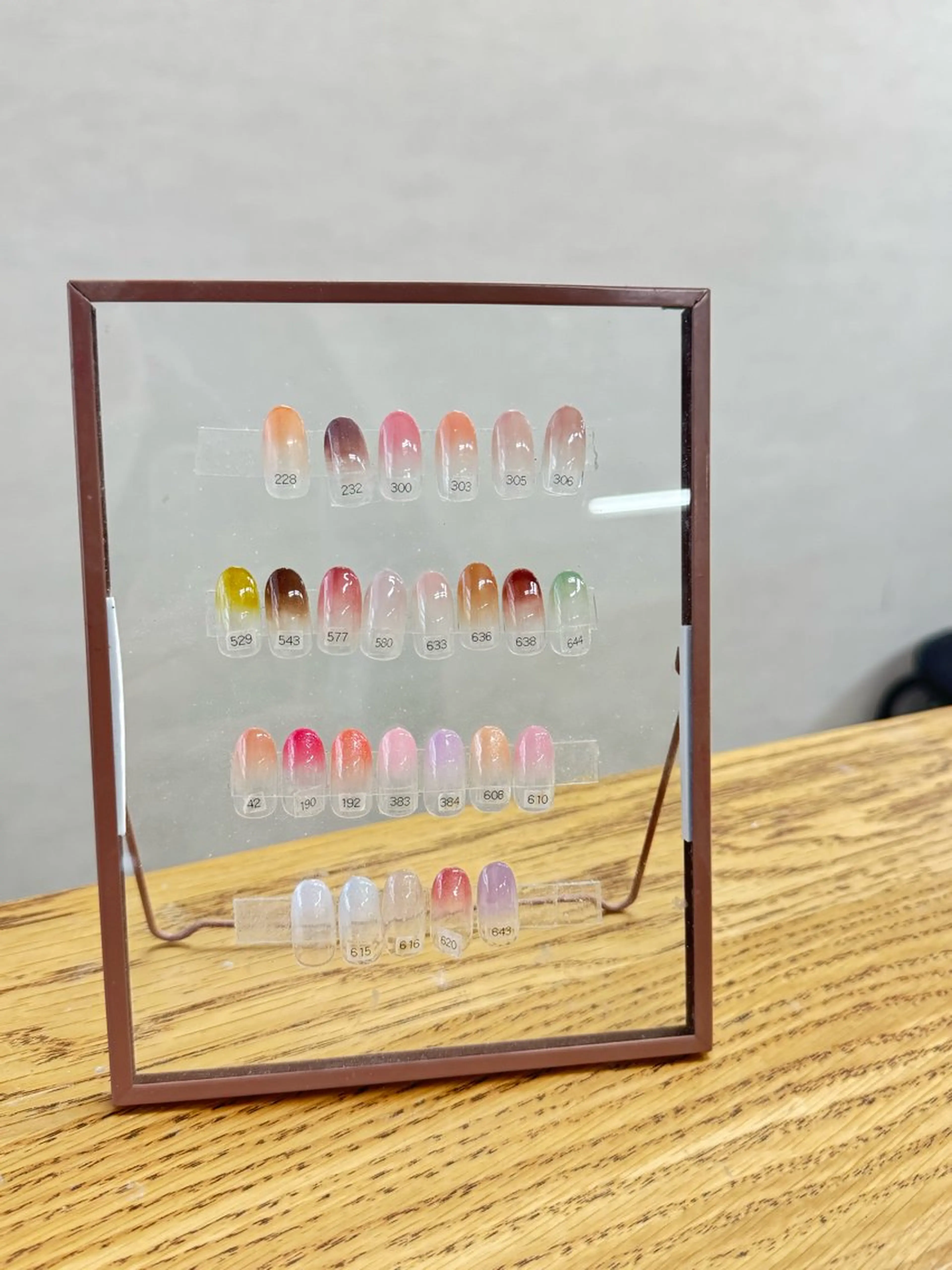 ネイル ネイルサロンエーナイン本店所属・エーナイン本店研修生 🤍🤎のネイルデザイン