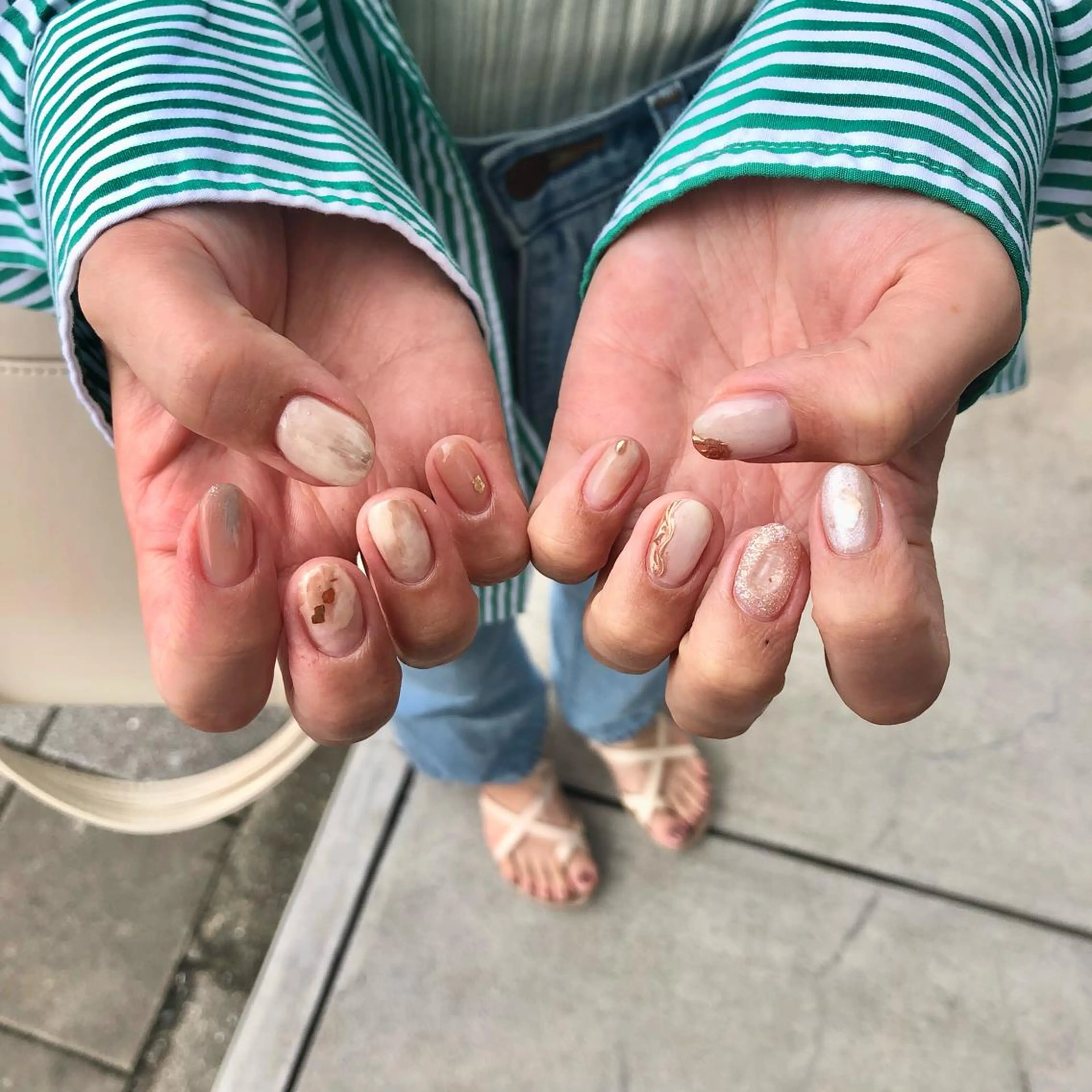 ネイル ハンドネイル 友田 晴香のネイルデザイン