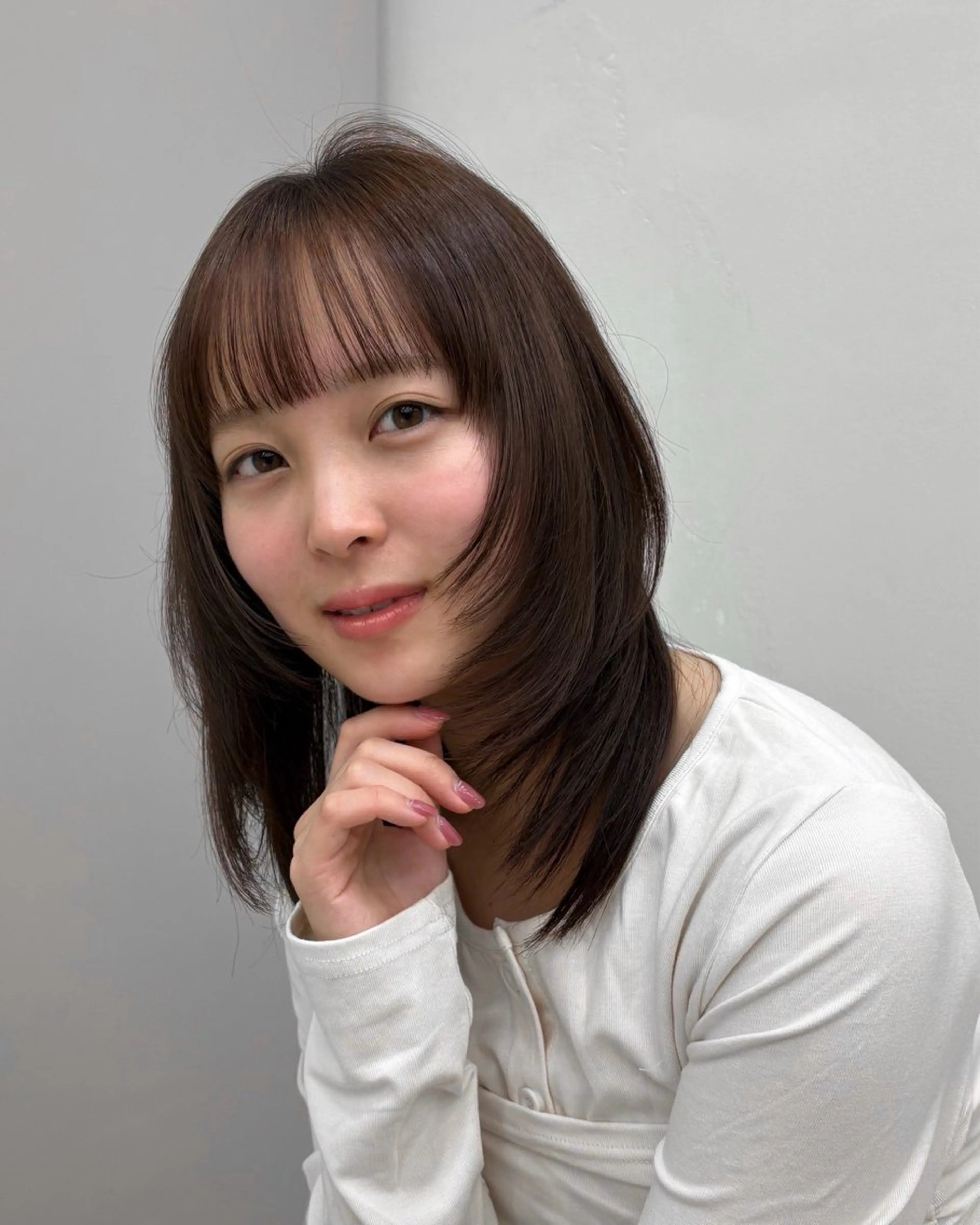 ミディアム カット ヘアカラー 後藤 愛美/レイヤーカットのヘアスタイル