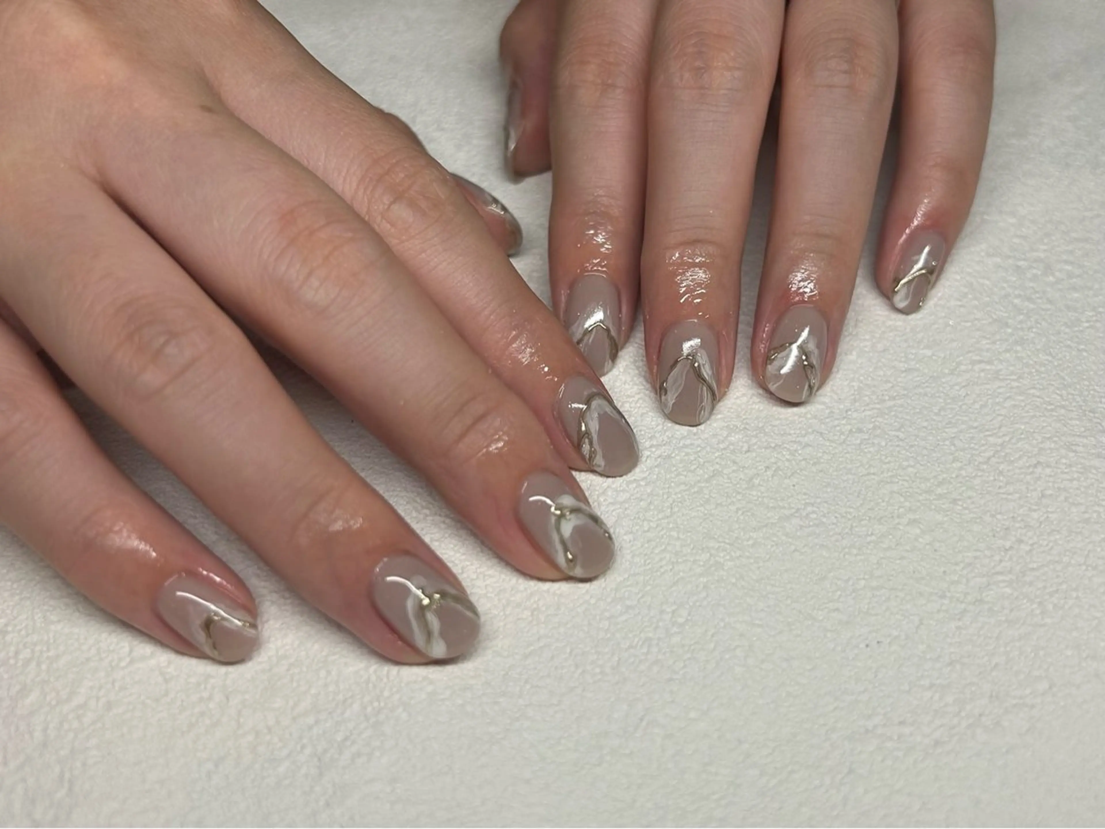 ネイル ニュアンスネイル オフィスネイル シンプルネイル mark by 7 LOOKS yukaのネイルデザイン