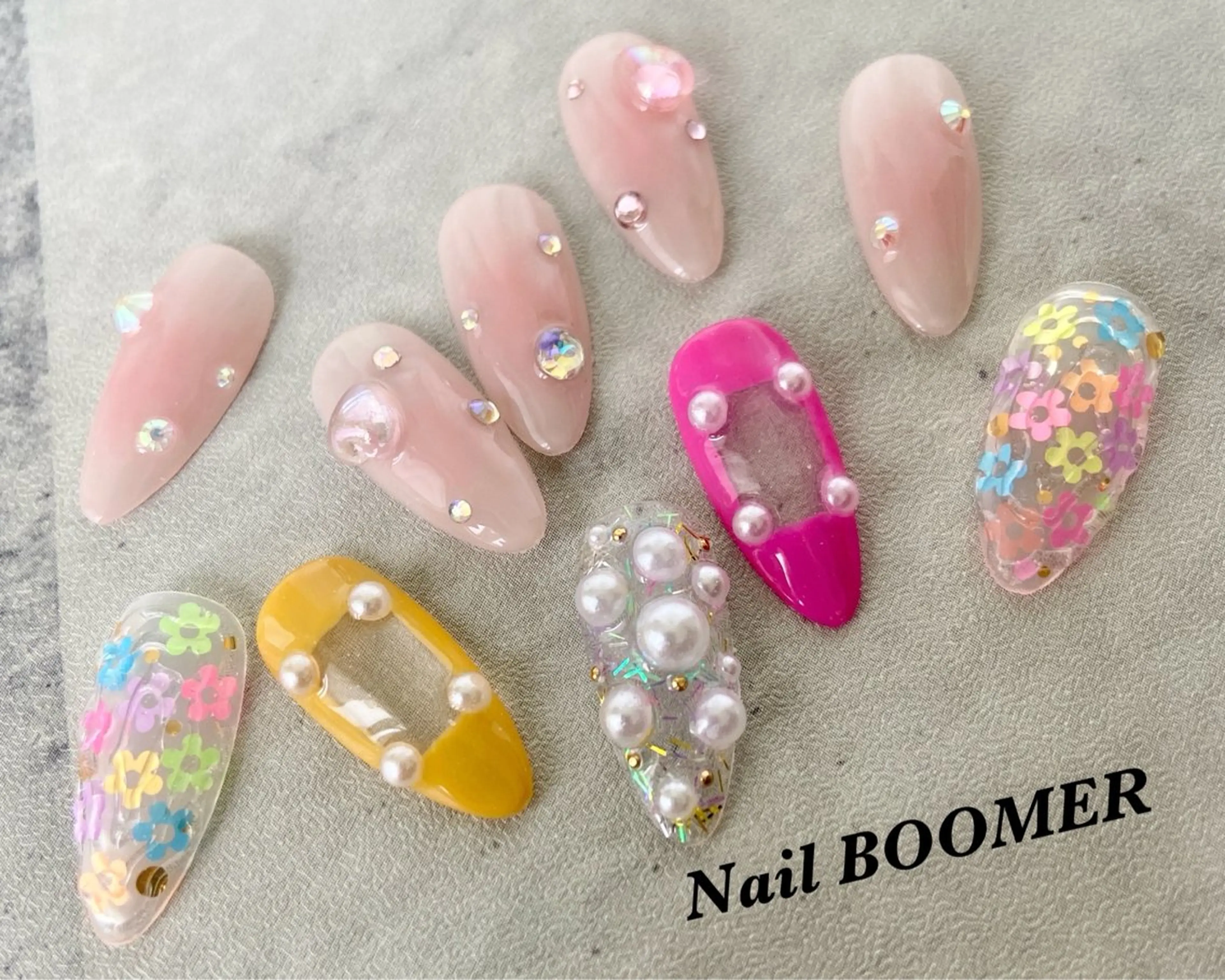 ネイル ハンドネイル ネイル ブーマーのネイルデザイン