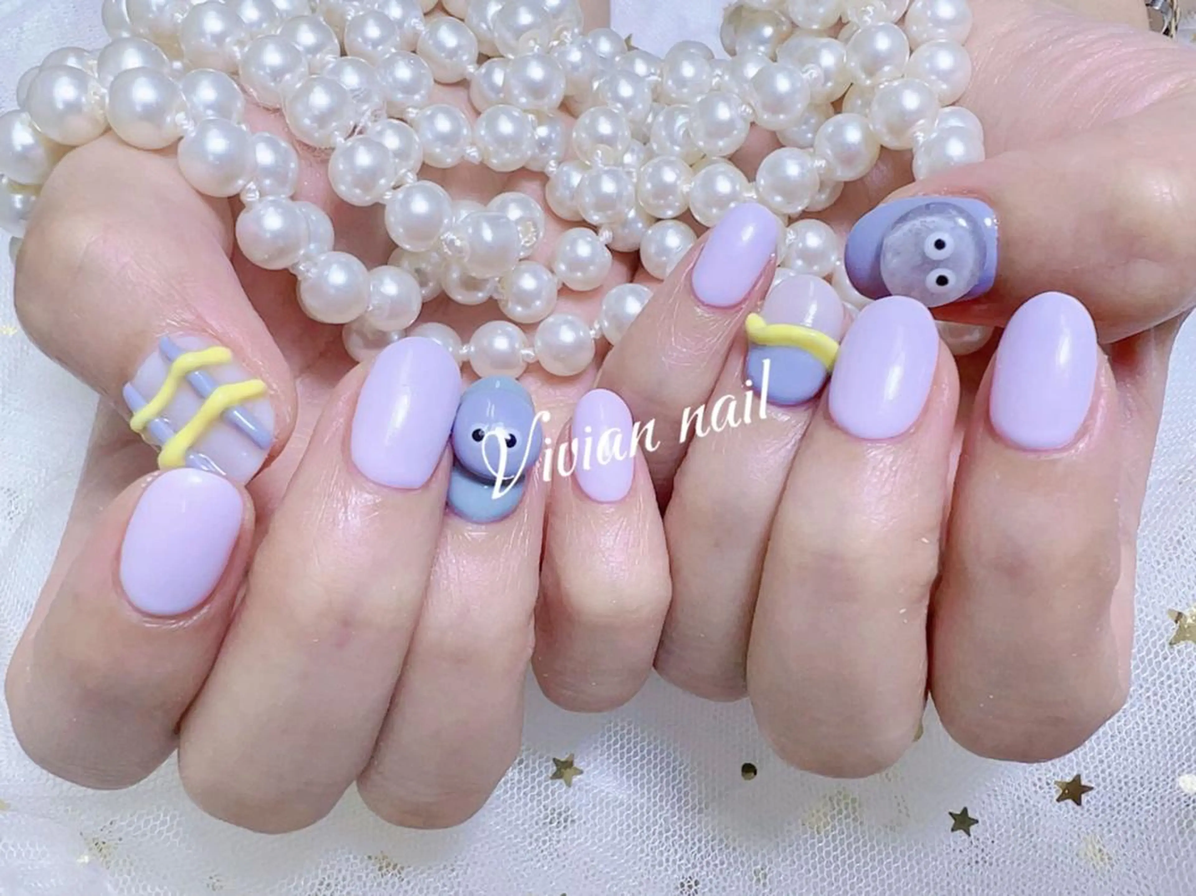 ネイル VIVIAN エイのネイルデザイン