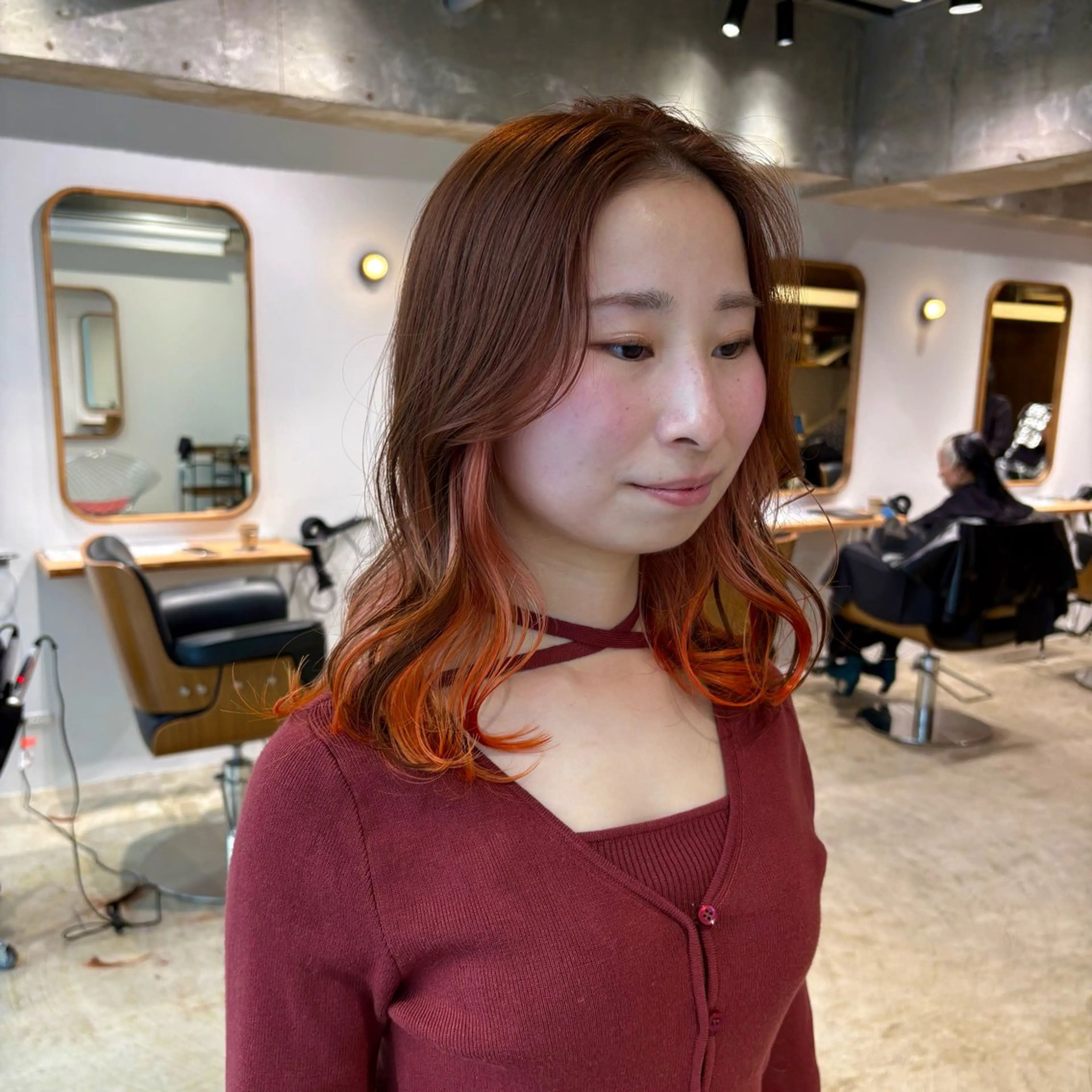 セミロング カラー ブリーチ ブラウンカラー ブリーチなしカラー オレンジ オレンジブラウン パ ルのヘアスタイル