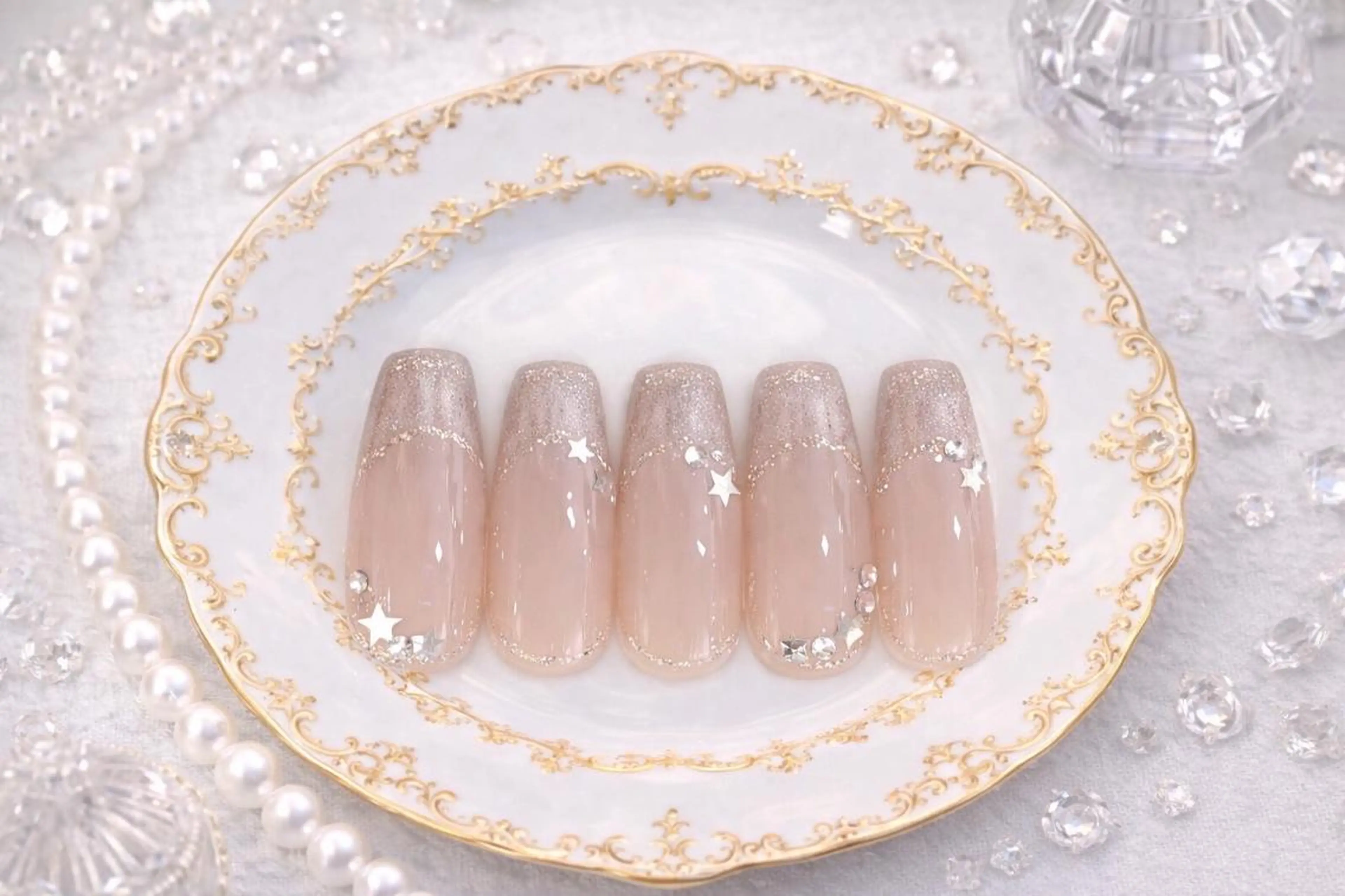 ネイル ❤️💛REBEST 京橋　nailのネイルデザイン