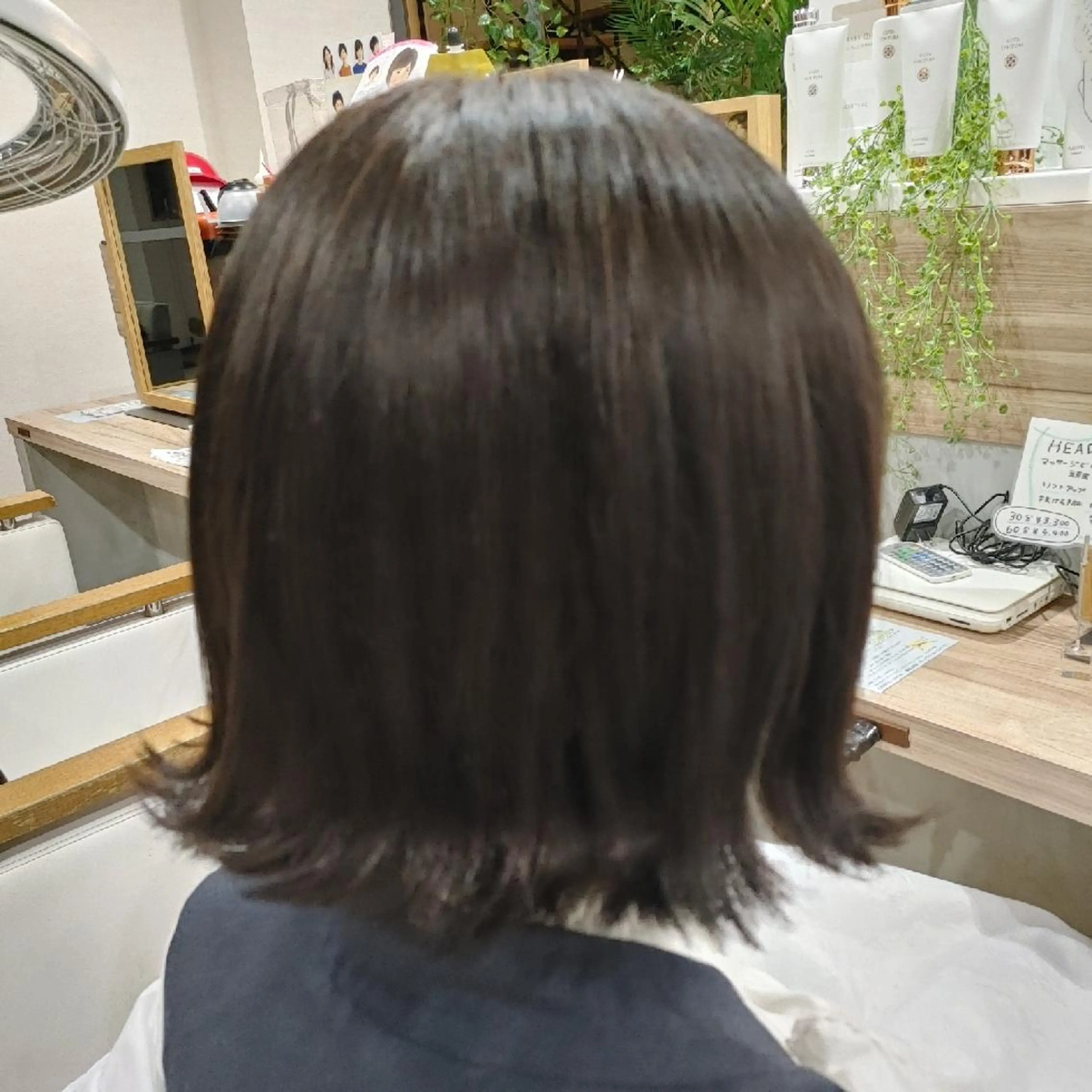 セミロング カラー Hairproduce 'Olu'Olu所属・さかい ひかるのヘアスタイル