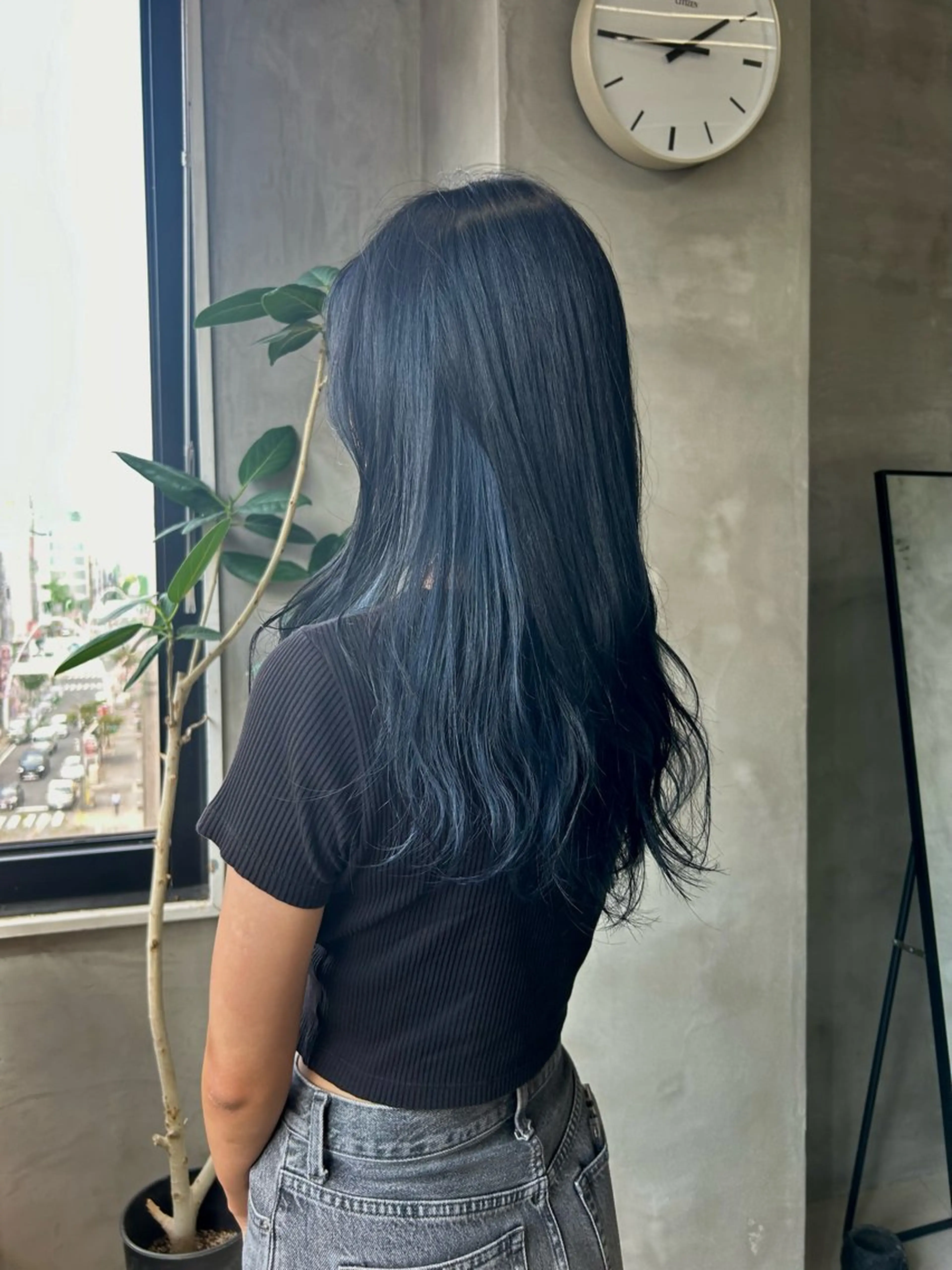 カラー taoka ayaのヘアスタイル