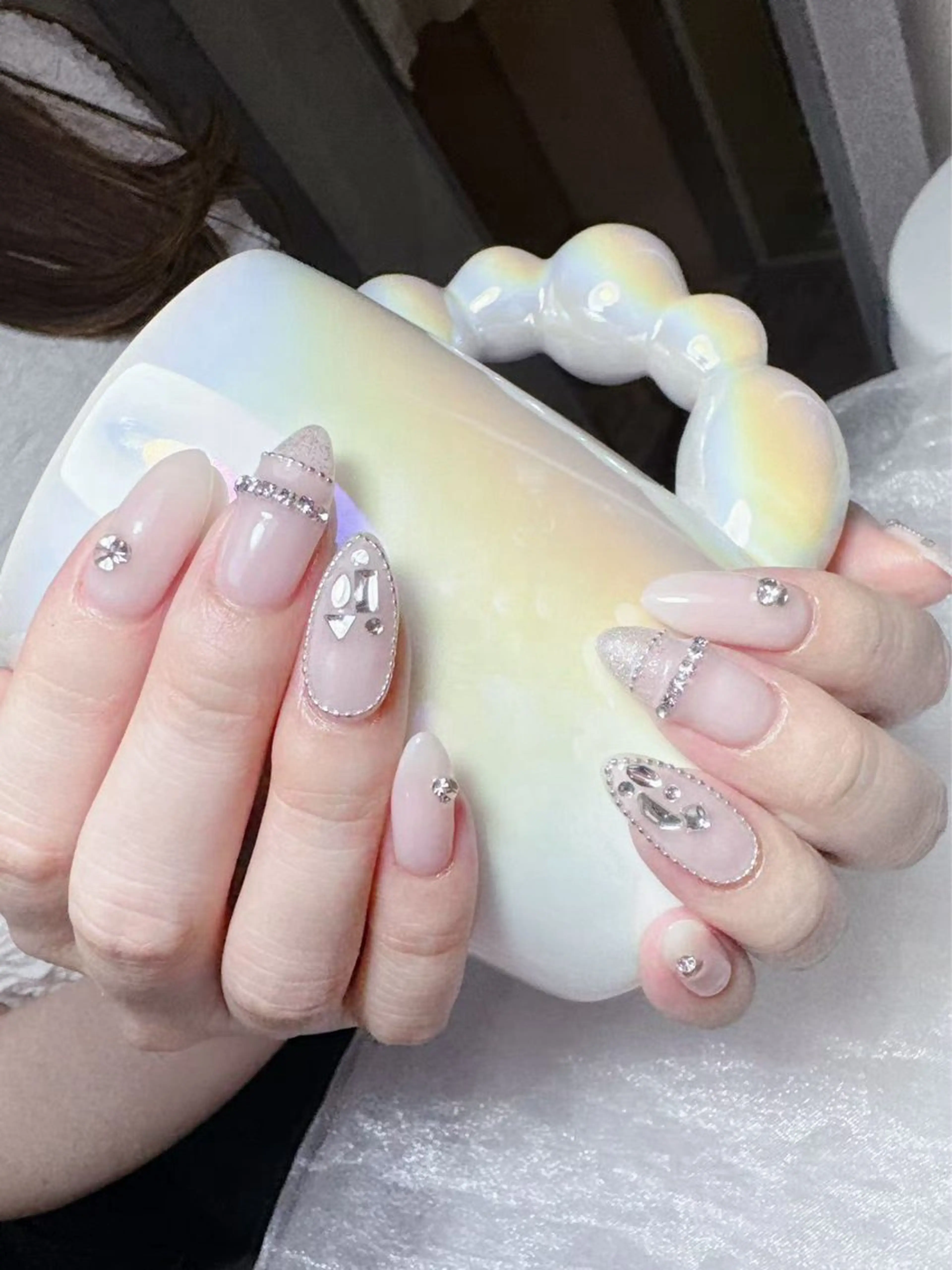 セミロング 戸井田 静香のネイルデザイン